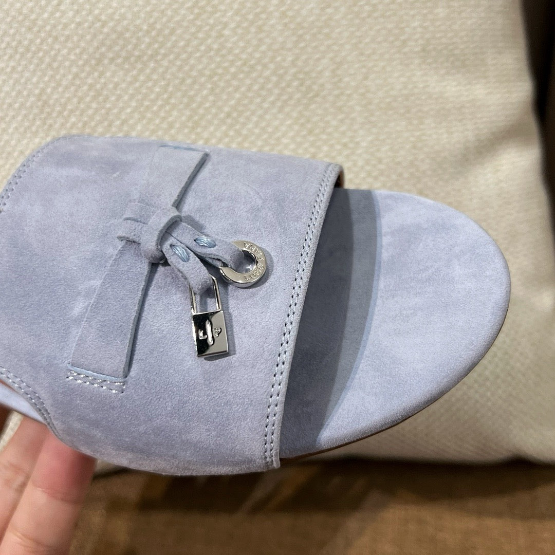 로로피아나 썸머 참스 뮬