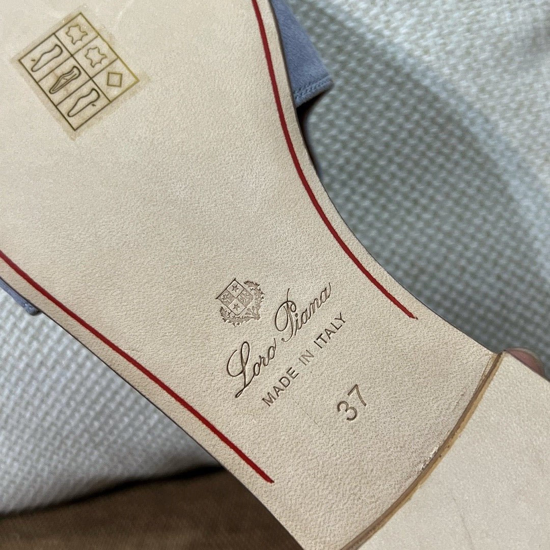 로로피아나 썸머 참스 뮬