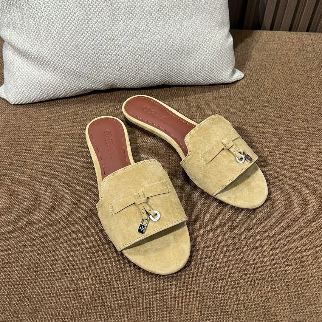 로로피아나 썸머 참스 뮬