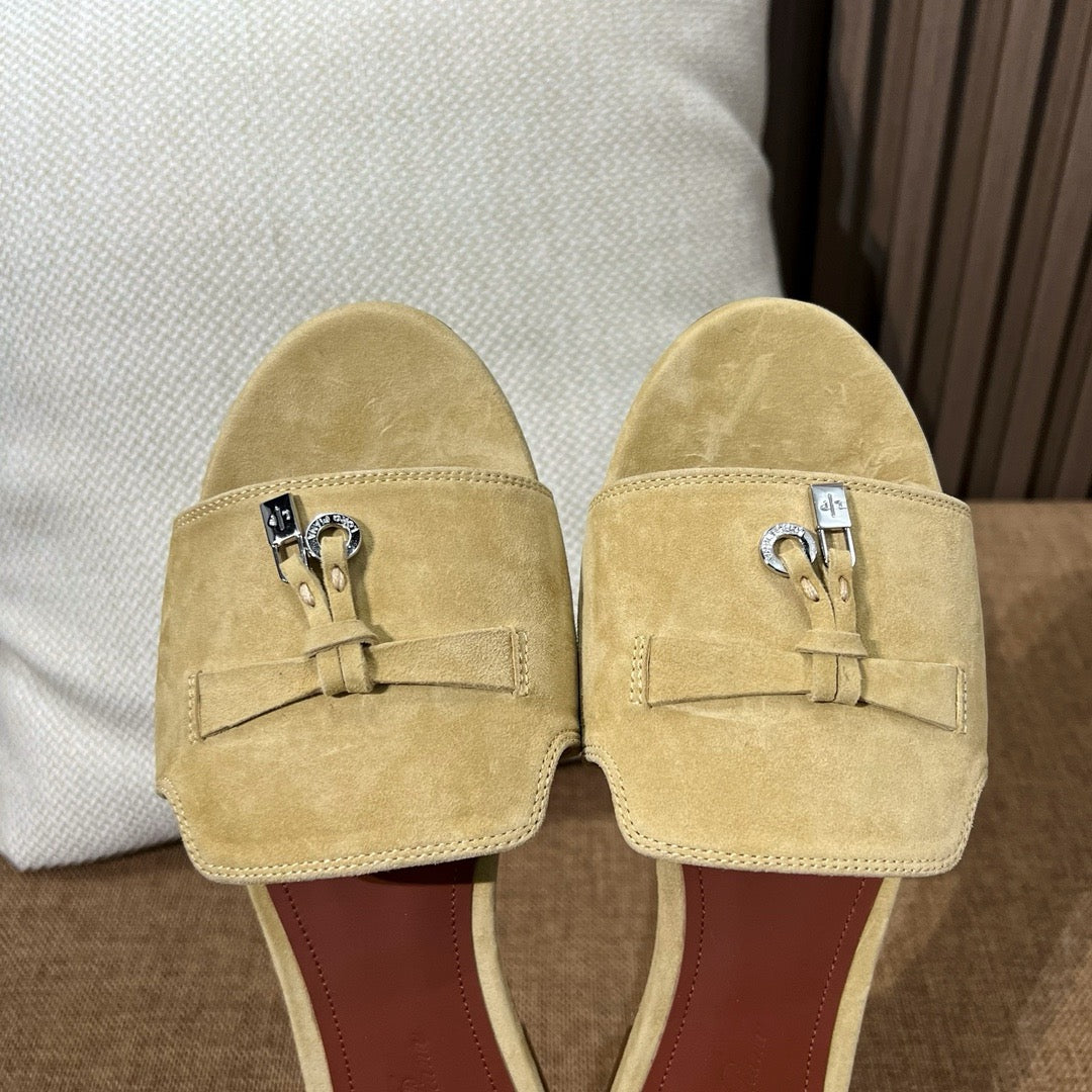 로로피아나 썸머 참스 뮬