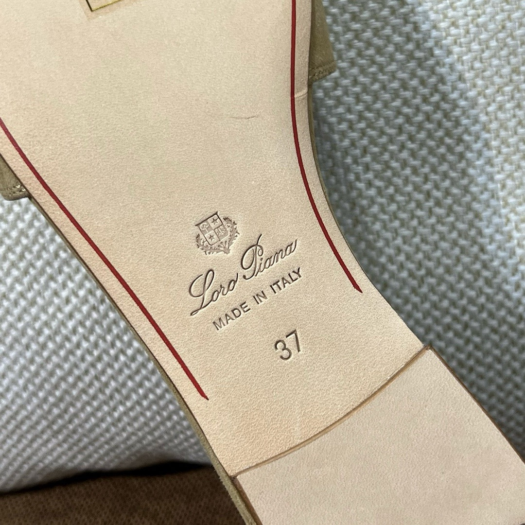 로로피아나 썸머 참스 뮬