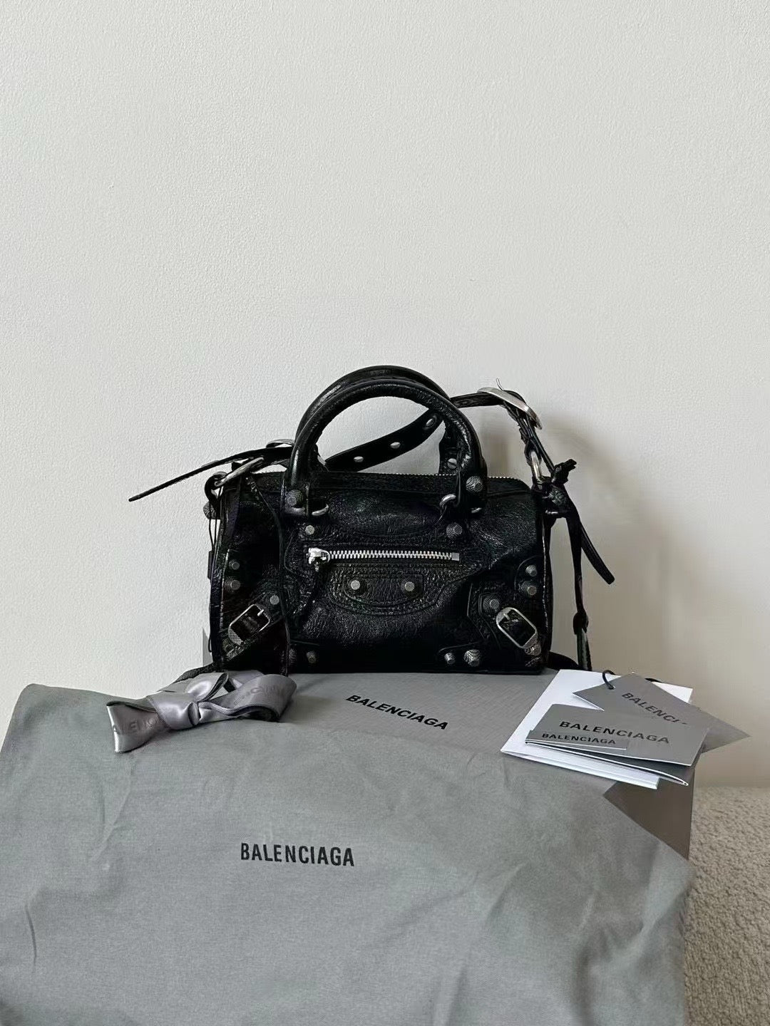 발렌시아가 더플 카골 미니