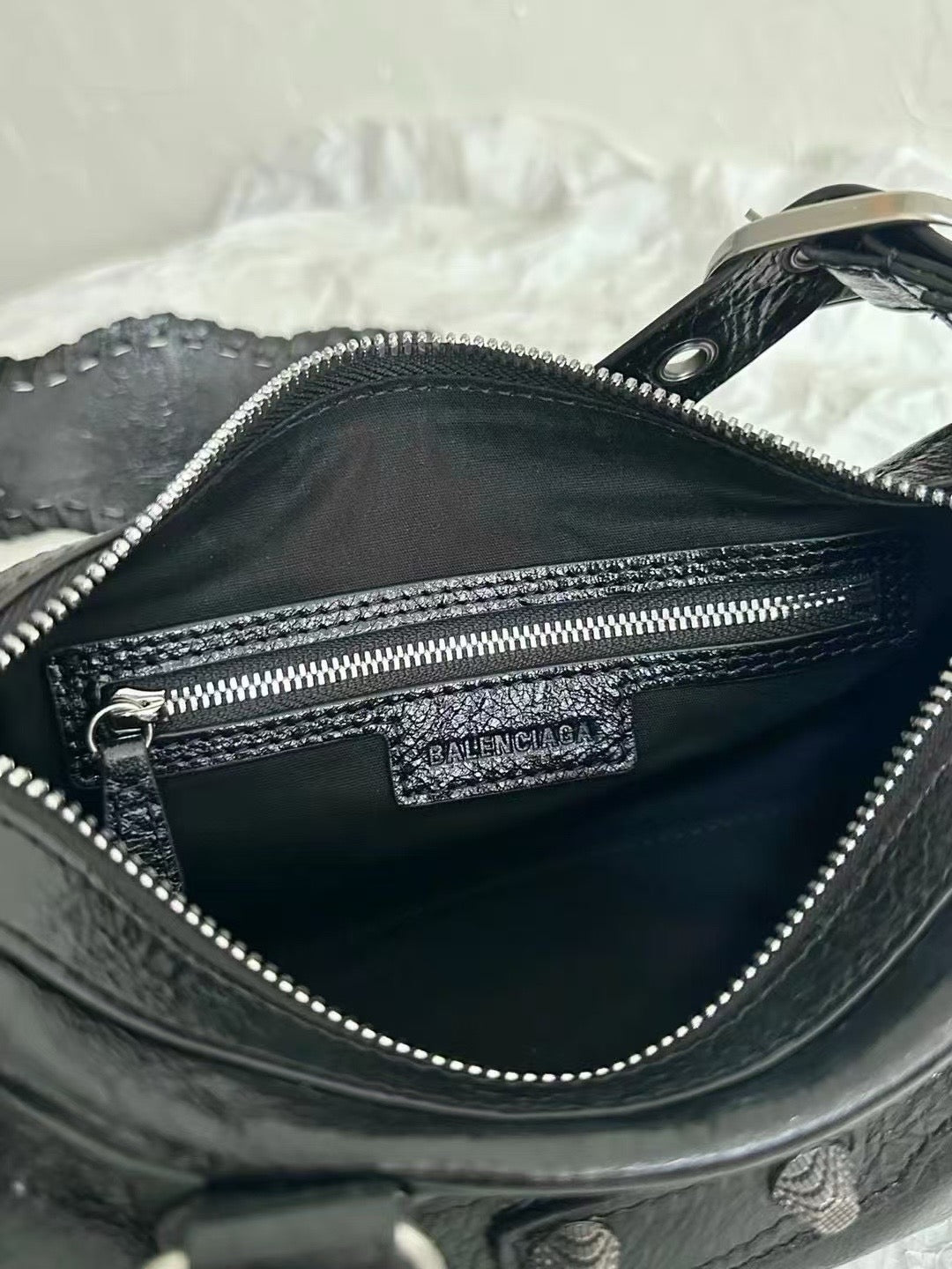 발렌시아가 더플 카골 미니