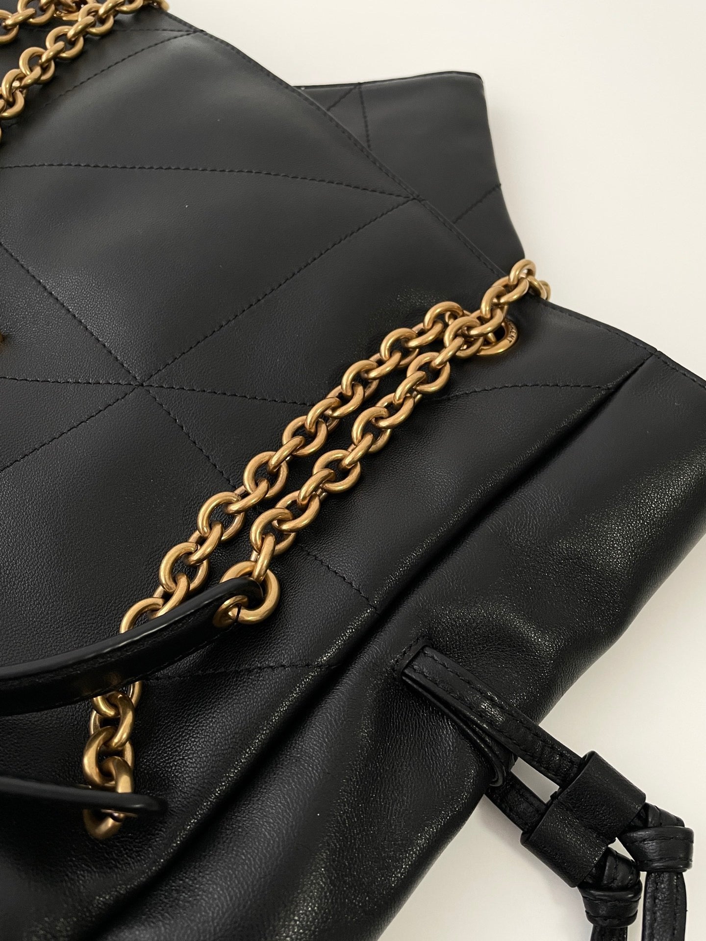 생로랑 제이미 4.3 포숑 램스킨 스몰