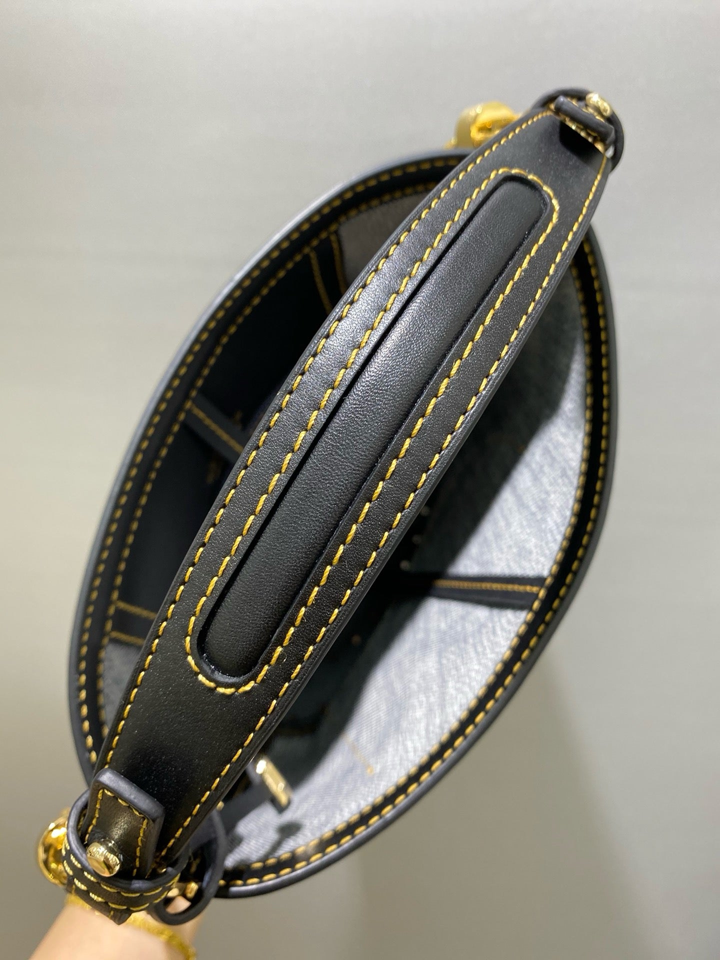 델보 핀 버킷백 데님