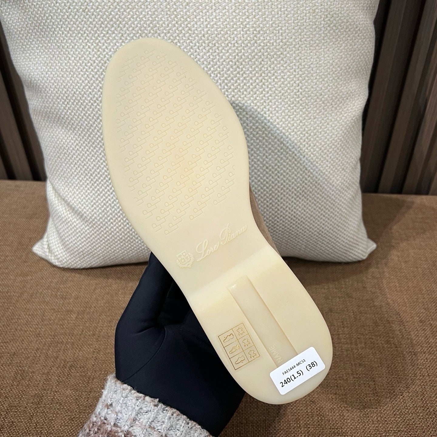 로로피아나 썸머 워크 로퍼
