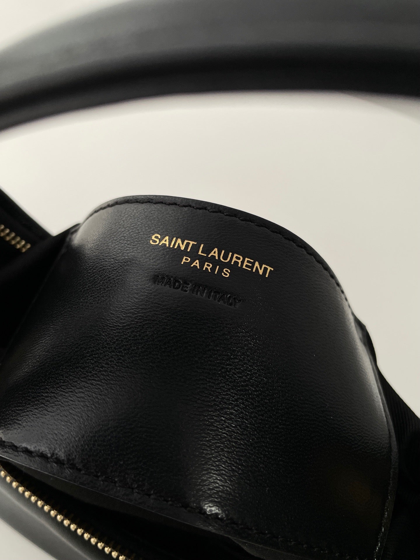 생로랑 칼립소 호보 백 미니