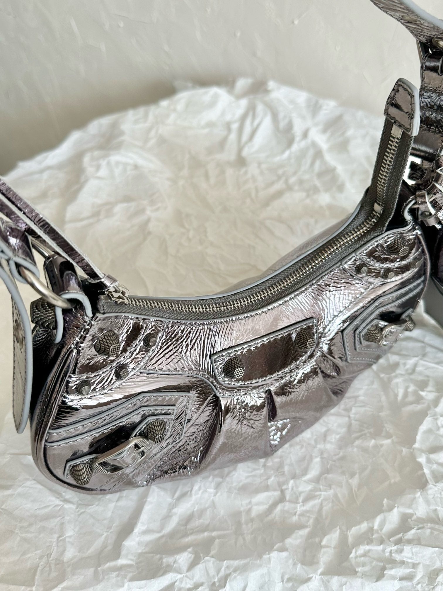 발렌시아가 르 카골 숄더백 XS