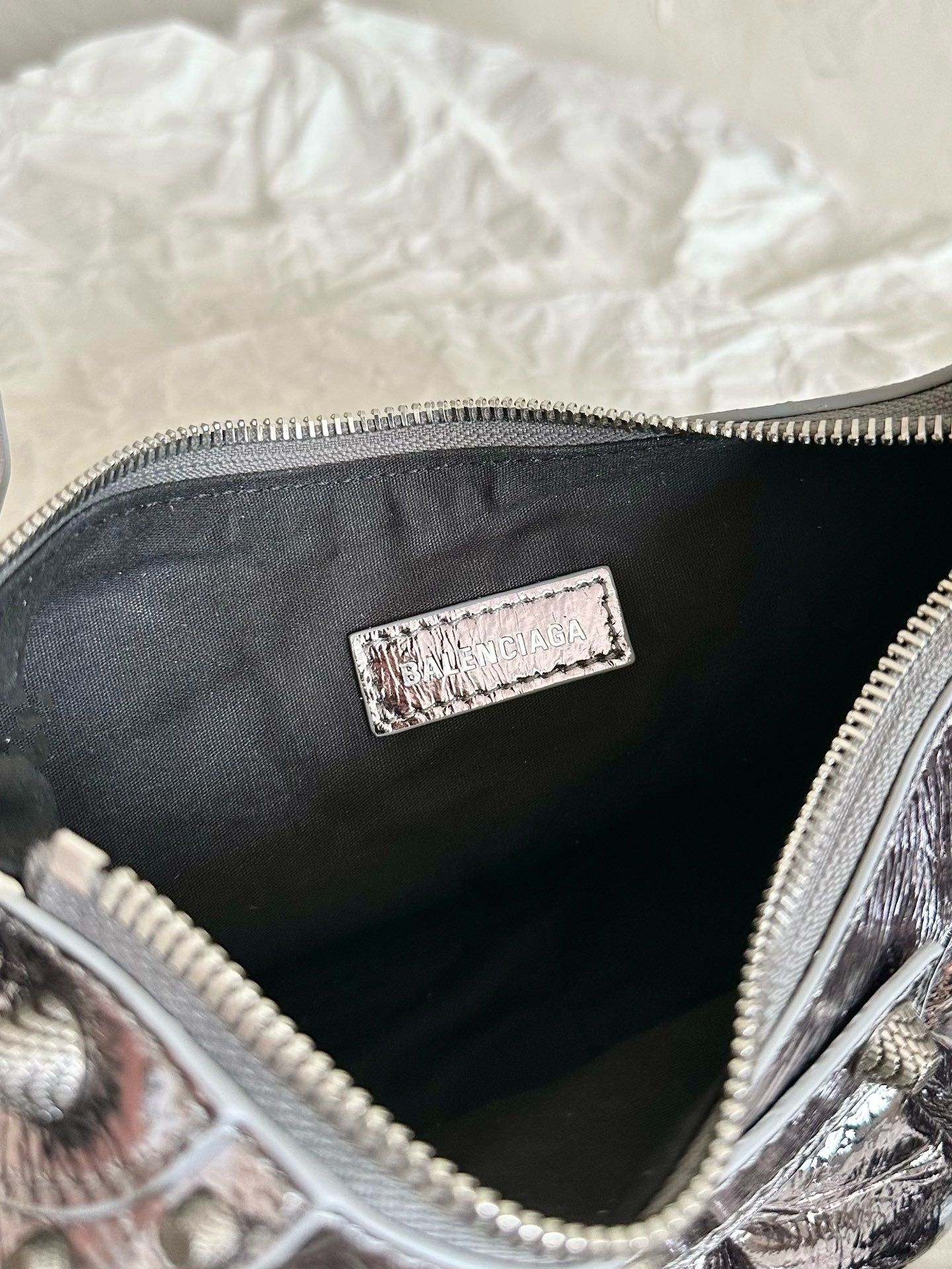 발렌시아가 르 카골 숄더백 XS