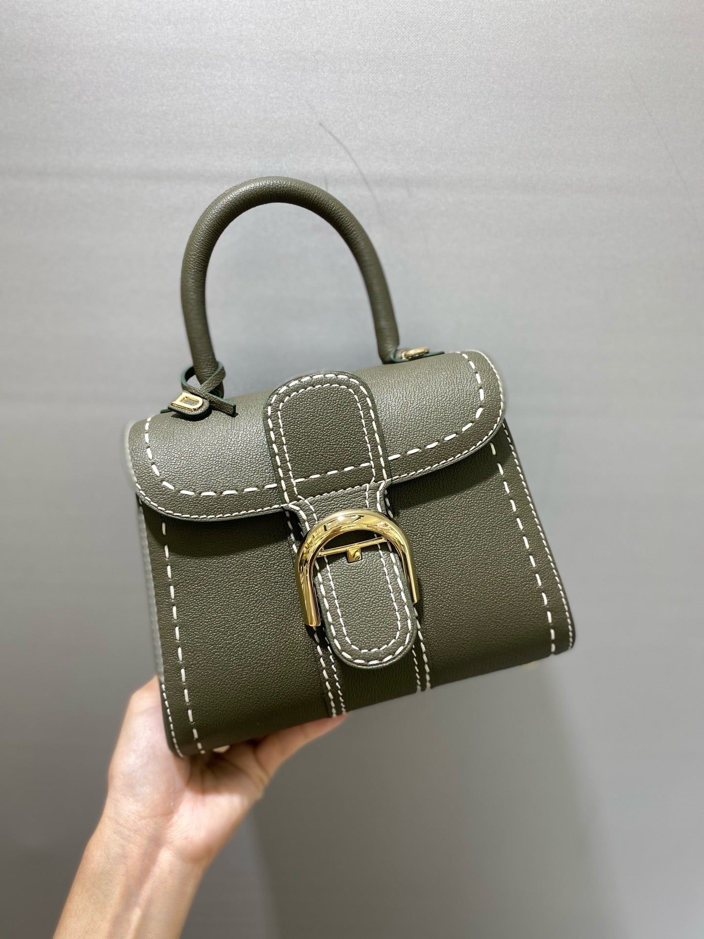 델보 브리앙 미니 로데오 스티치