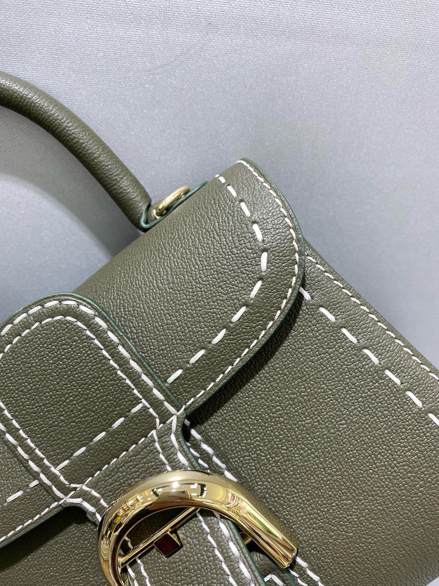 델보 브리앙 미니 로데오 스티치