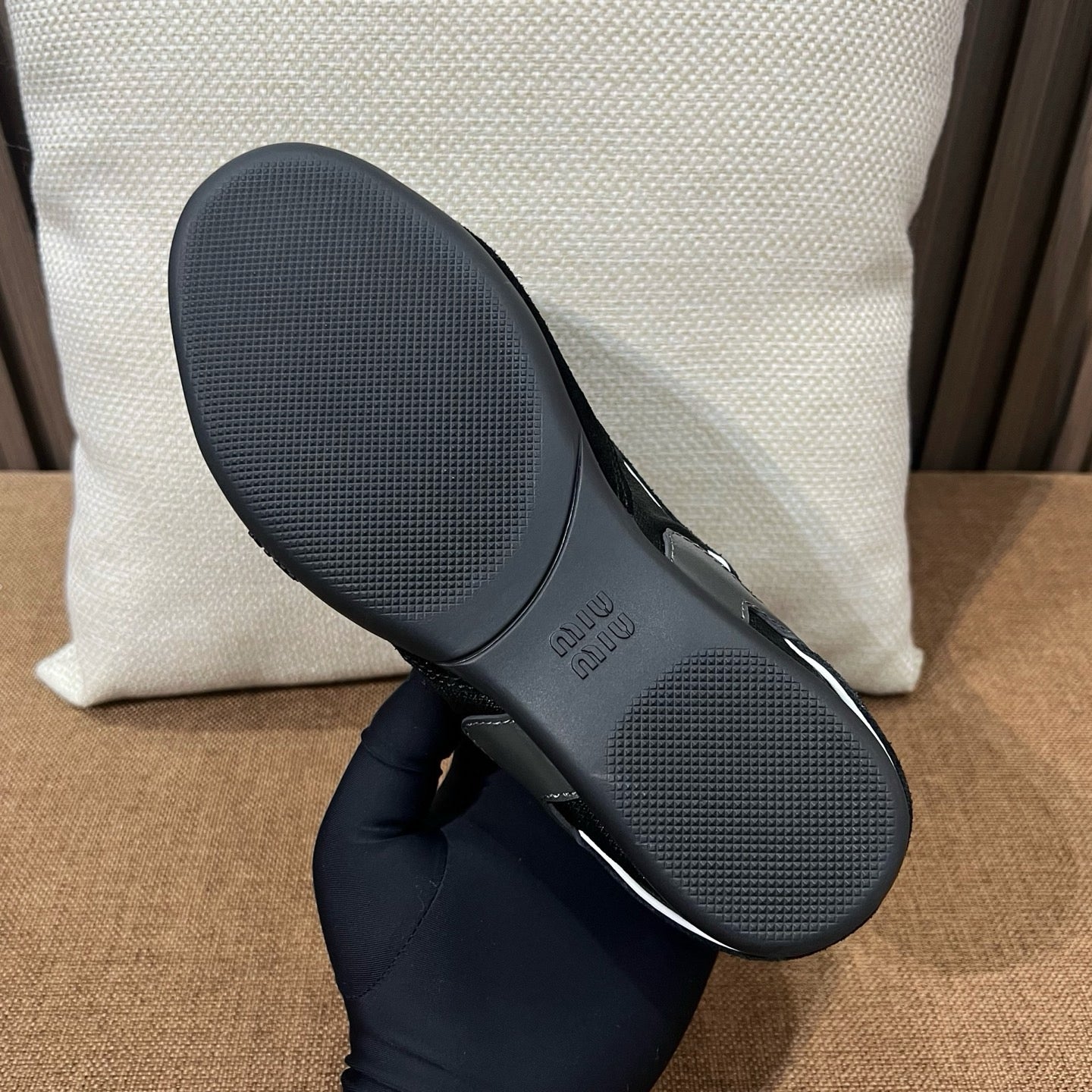 미우미우 김나지움 통 발레리나