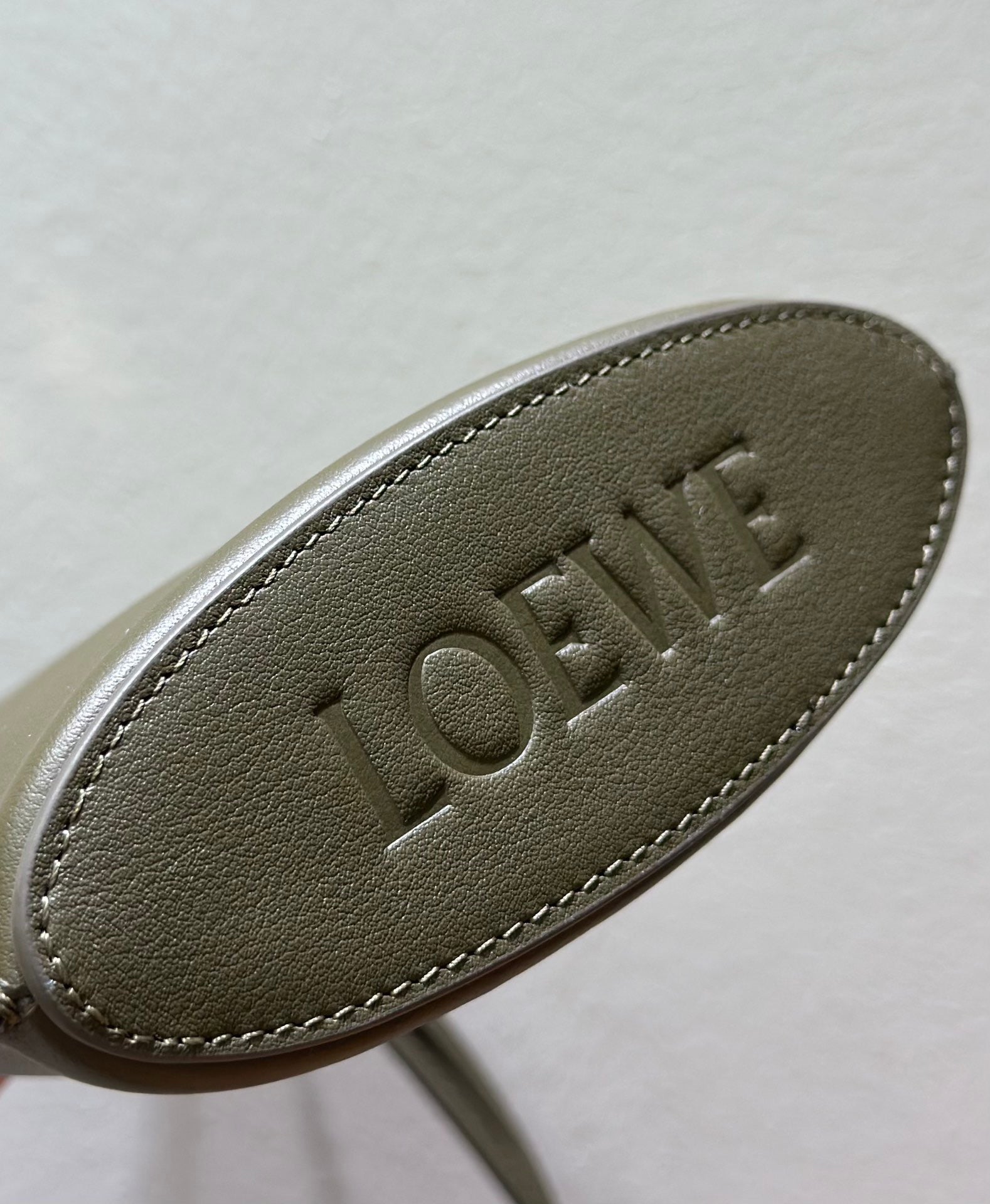 로에베 다이스 포켓백