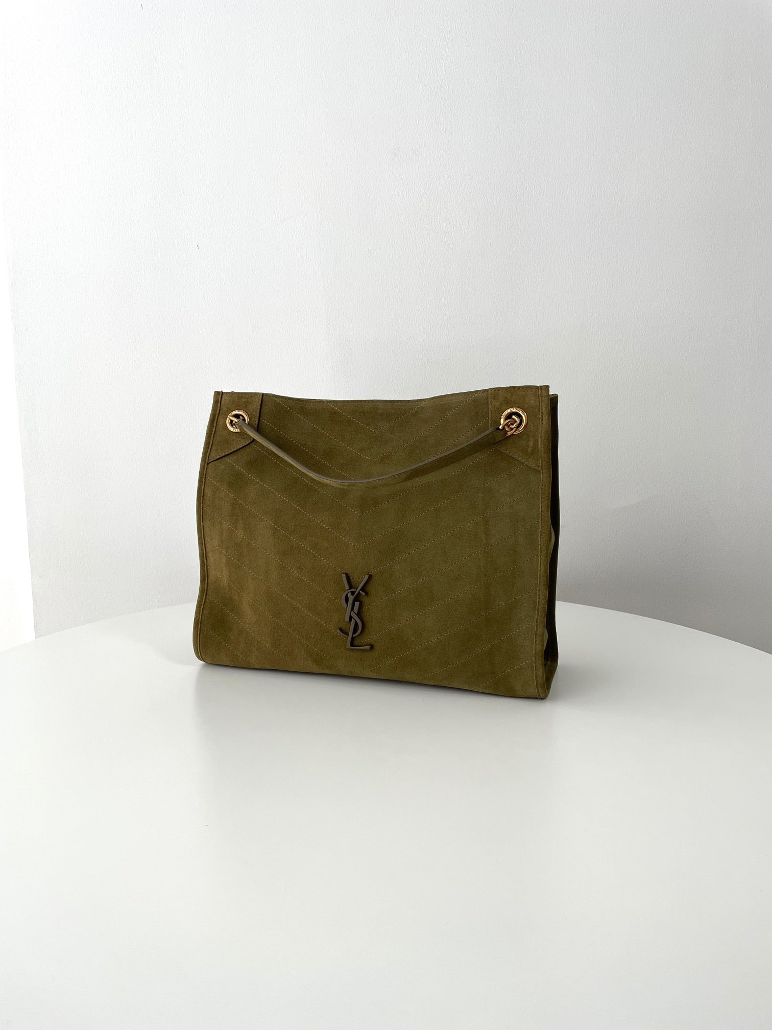 생로랑 니키 쇼핑백 빈티지 레더 미디움