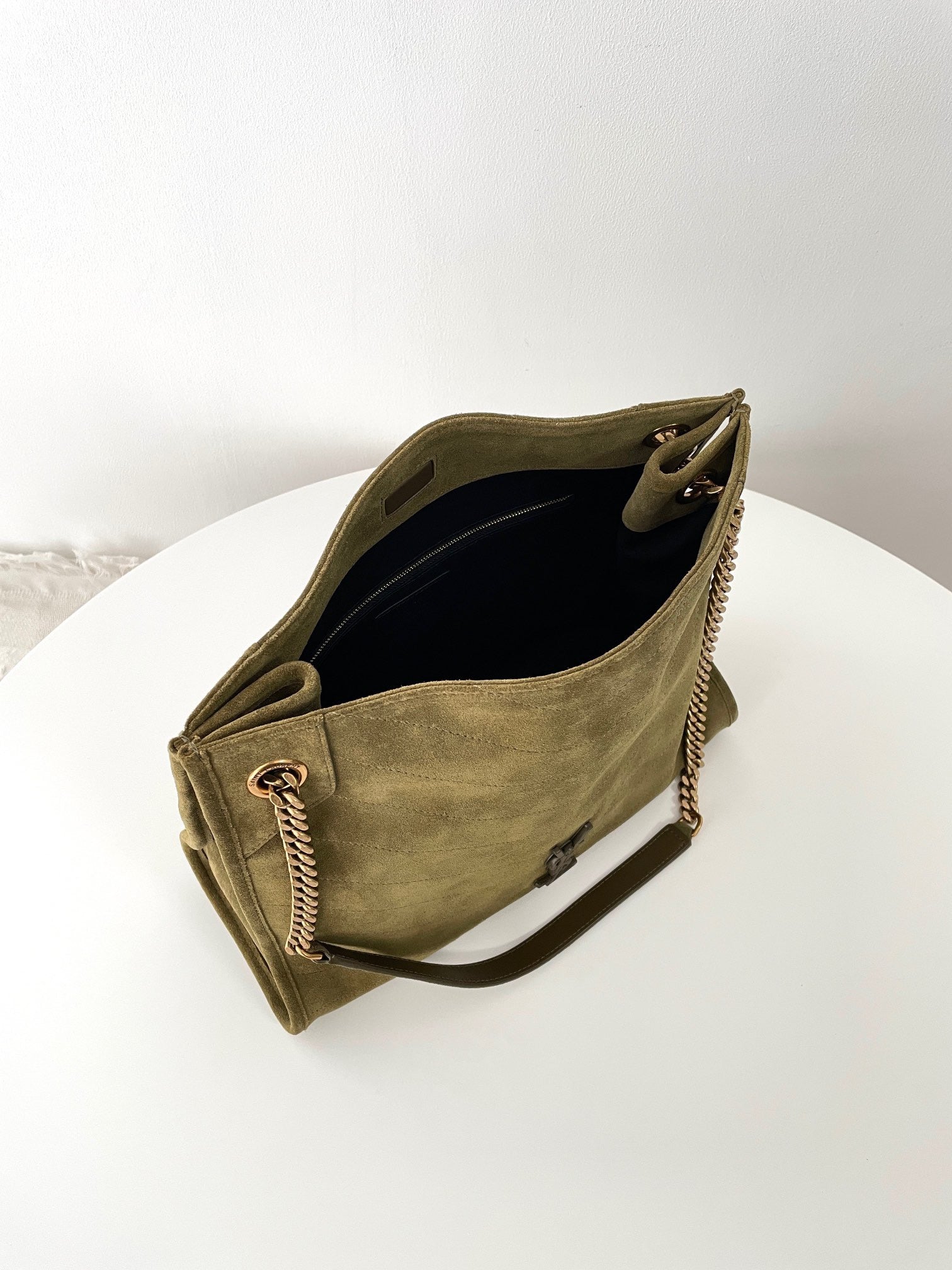 생로랑 니키 쇼핑백 빈티지 레더 미디움