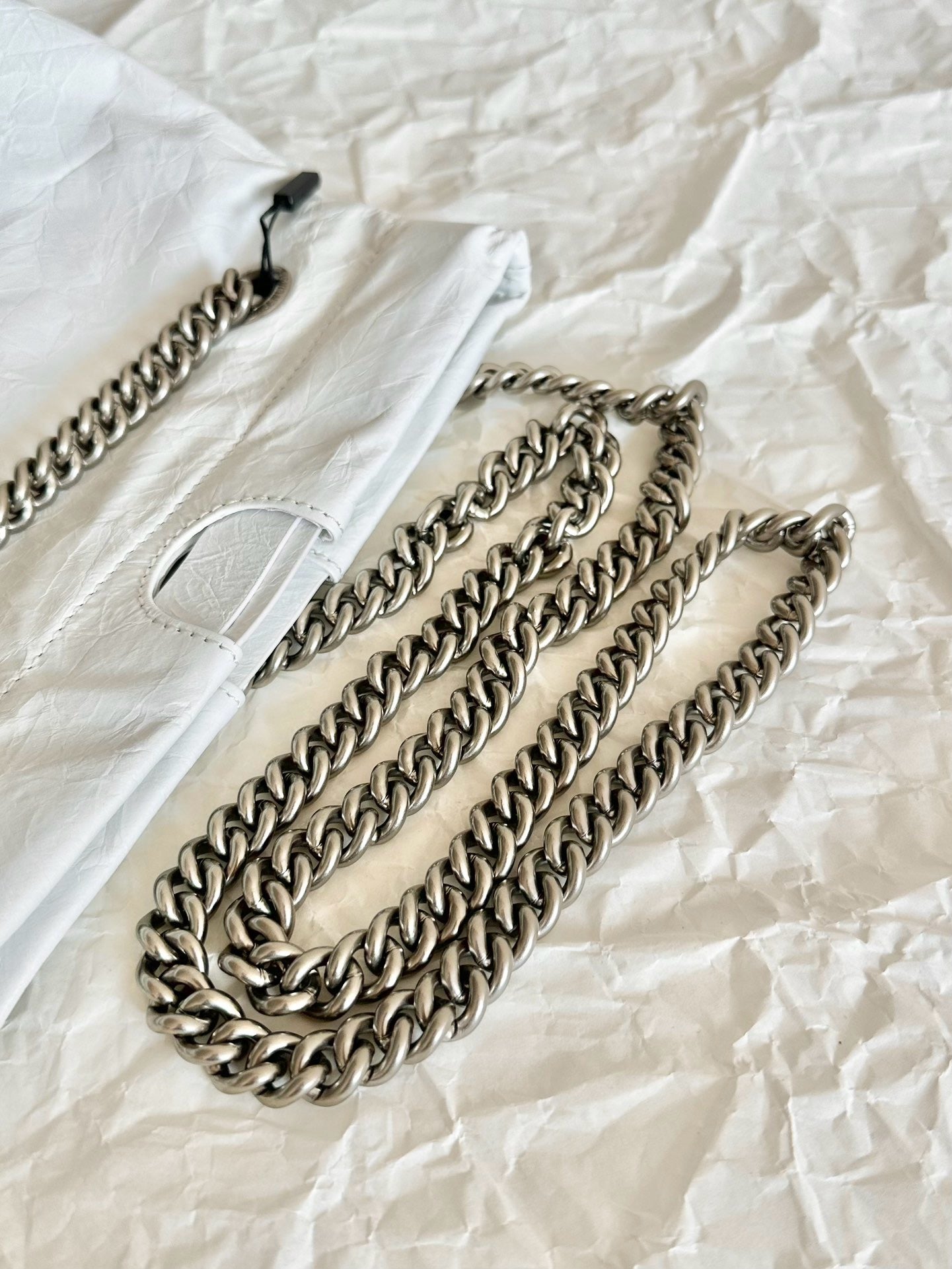 발렌시아가 크러쉬 토트백 스몰