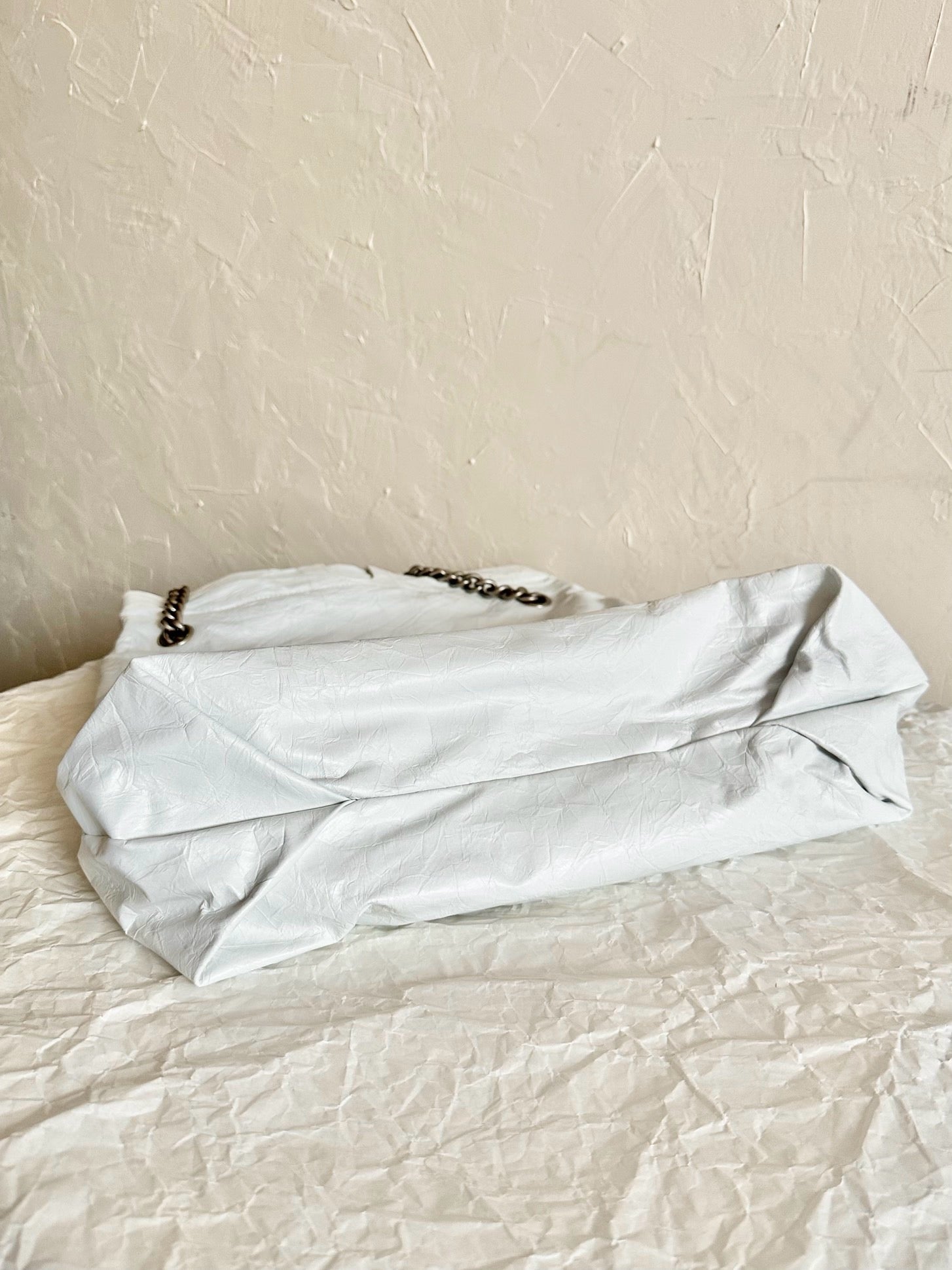 발렌시아가 크러쉬 토트백 미디움