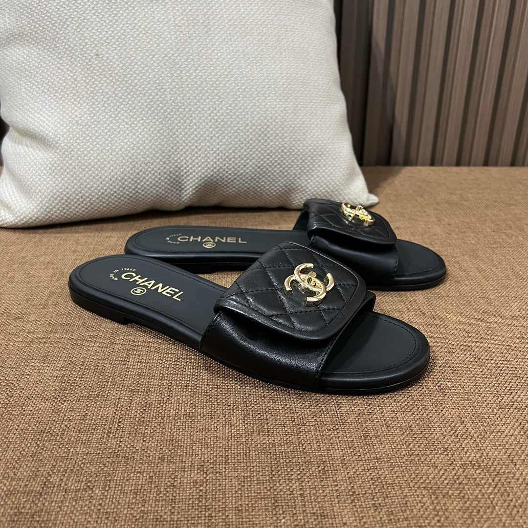 샤넬 25C 퀄팅 슬리퍼