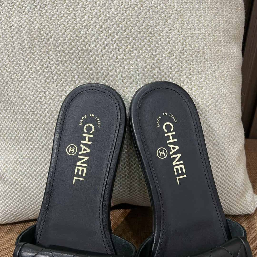 샤넬 25C 퀄팅 슬리퍼