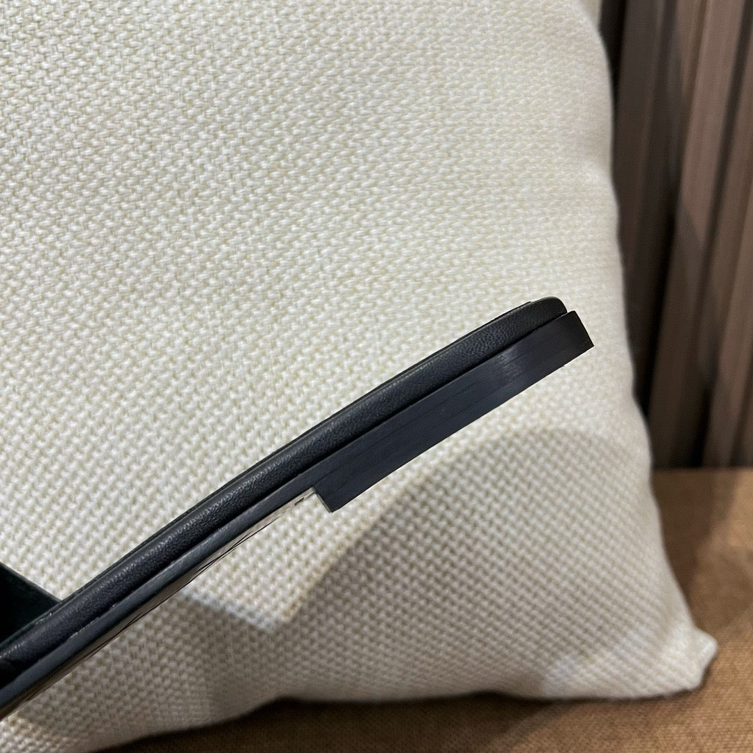 샤넬 25C 퀄팅 슬리퍼