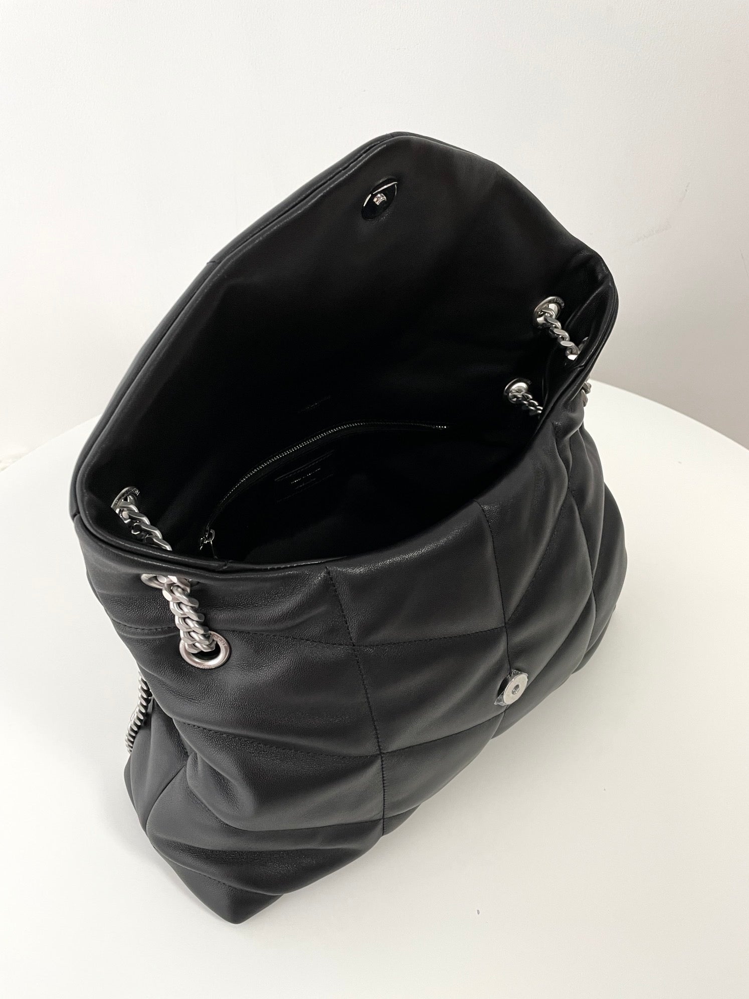 생로랑 루루 푸퍼백 미디움