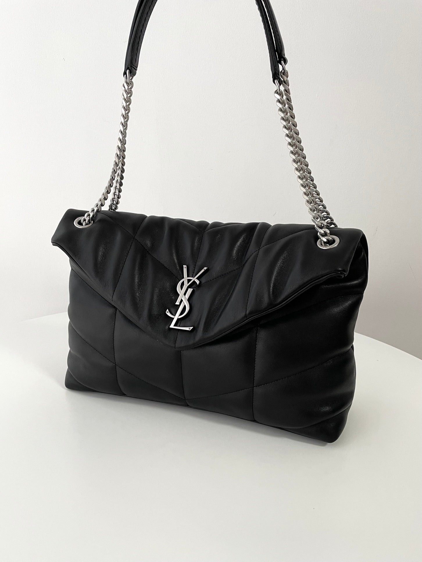 생로랑 루루 푸퍼백 미디움