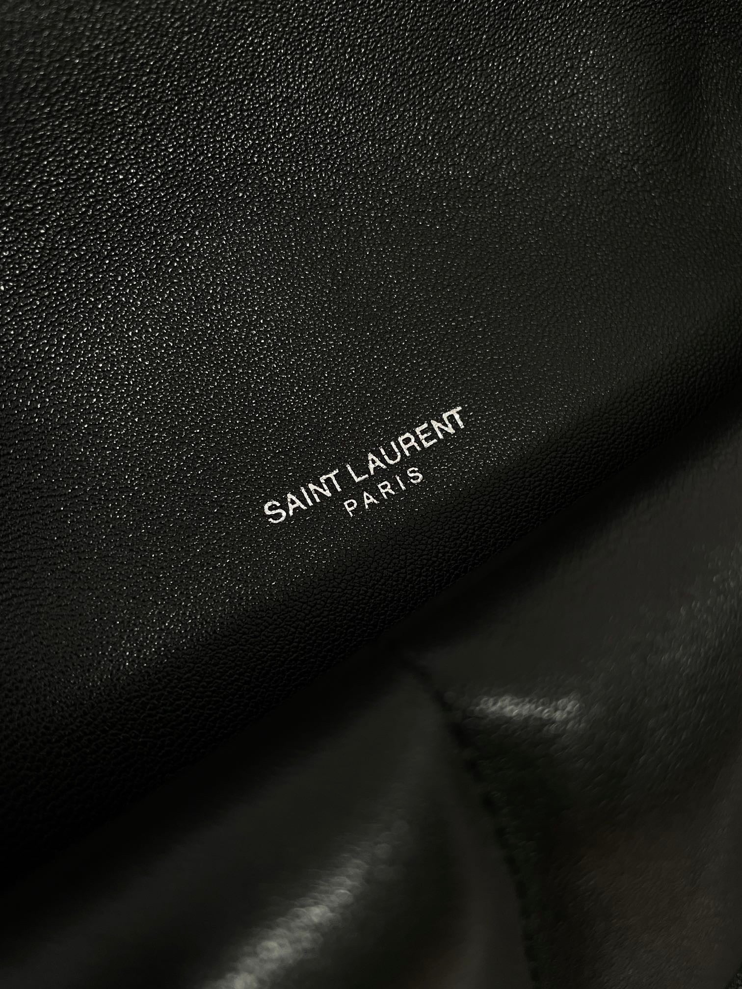 생로랑 루루 푸퍼백 미디움