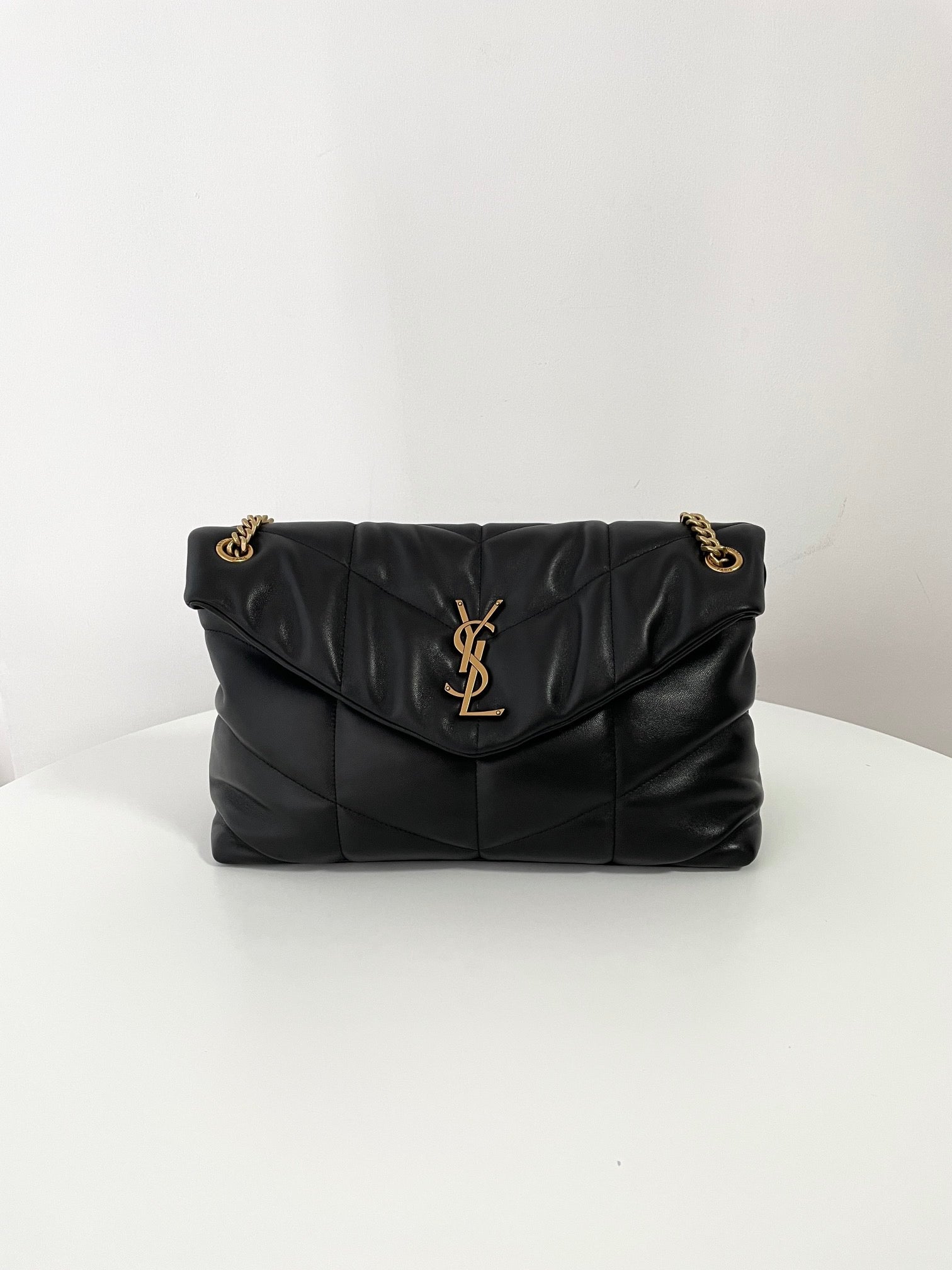 생로랑 루루 푸퍼백 미디움(금장)