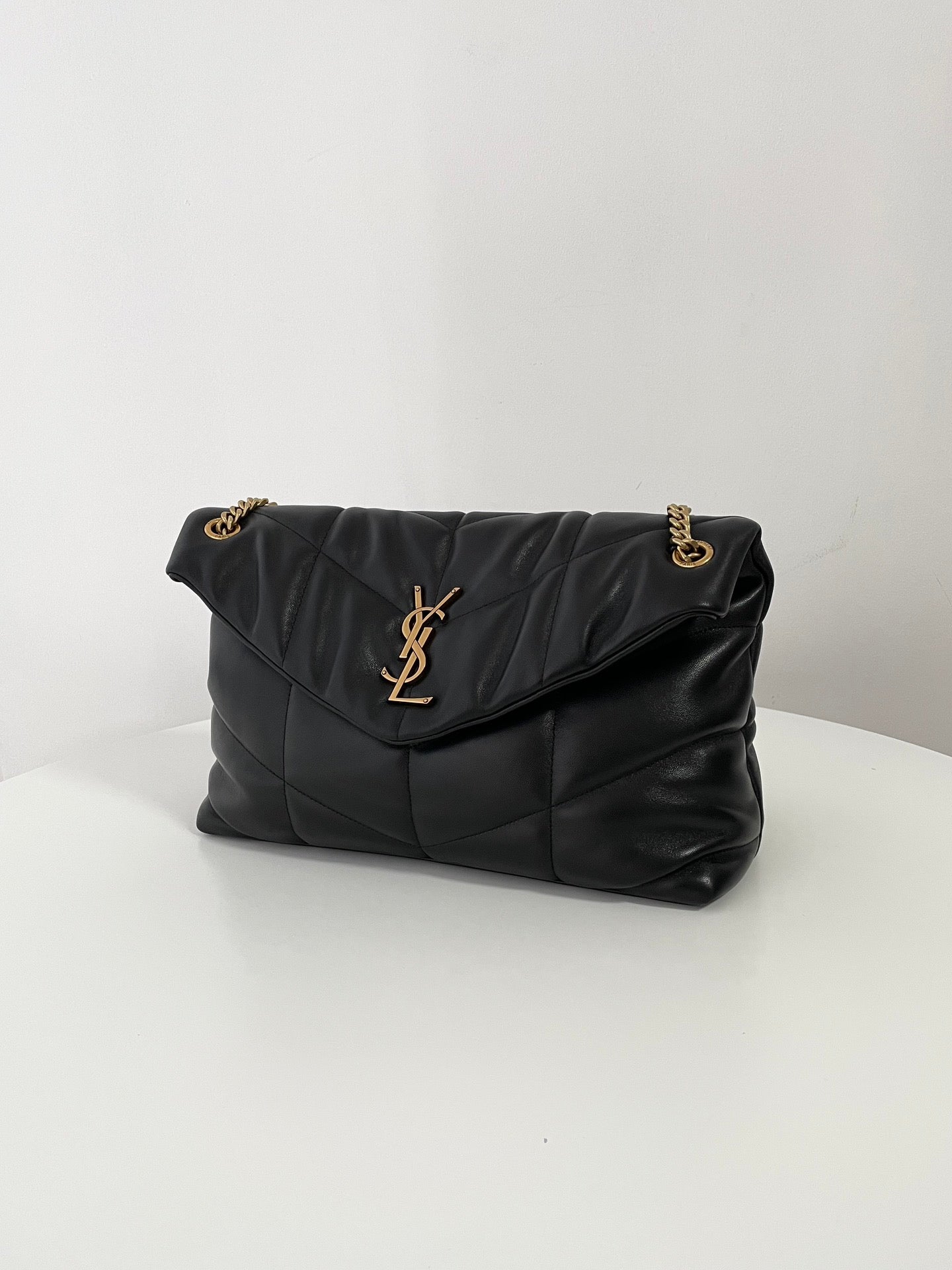 생로랑 루루 푸퍼백 미디움(금장)