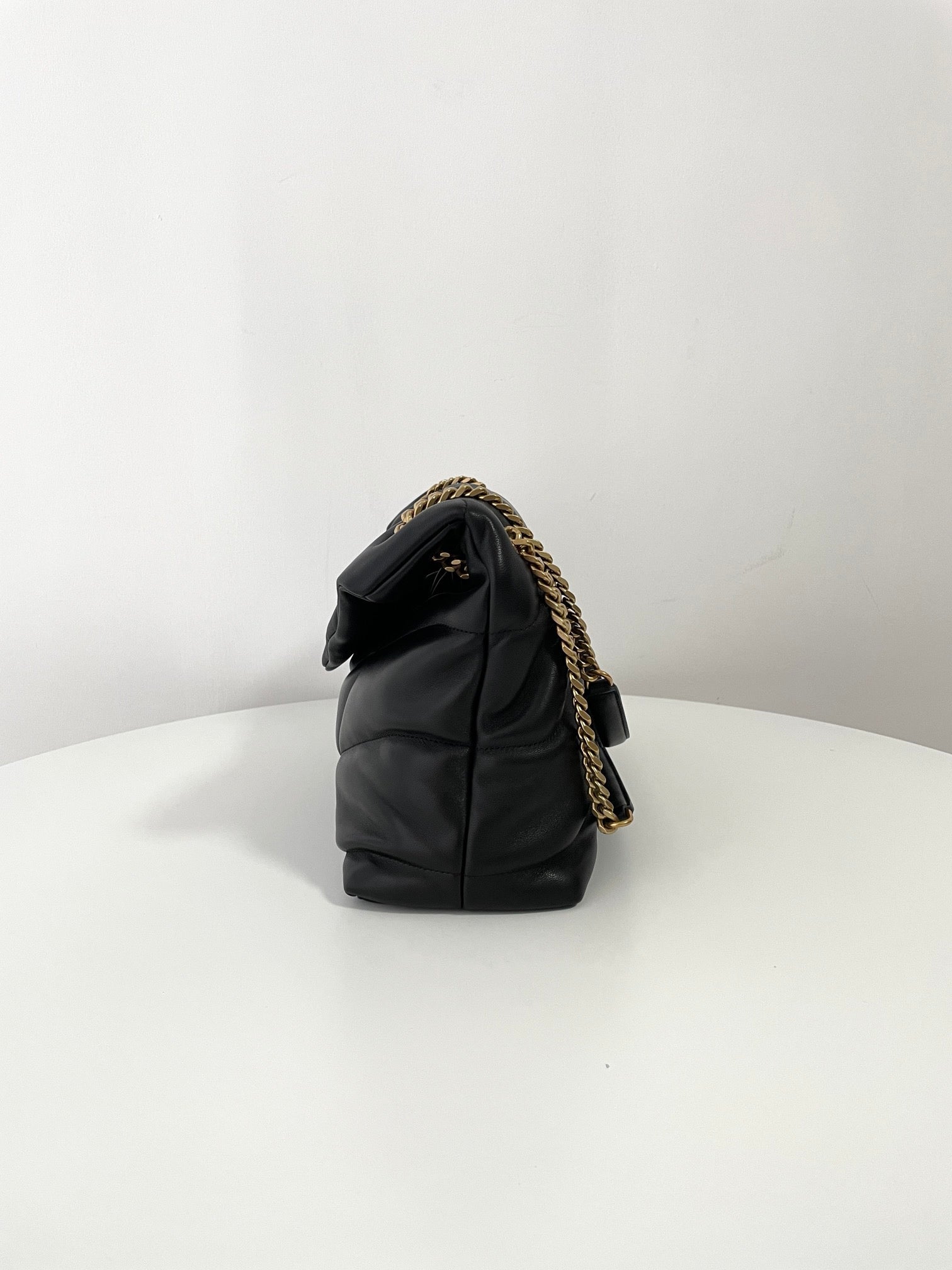 생로랑 루루 푸퍼백 미디움(금장)