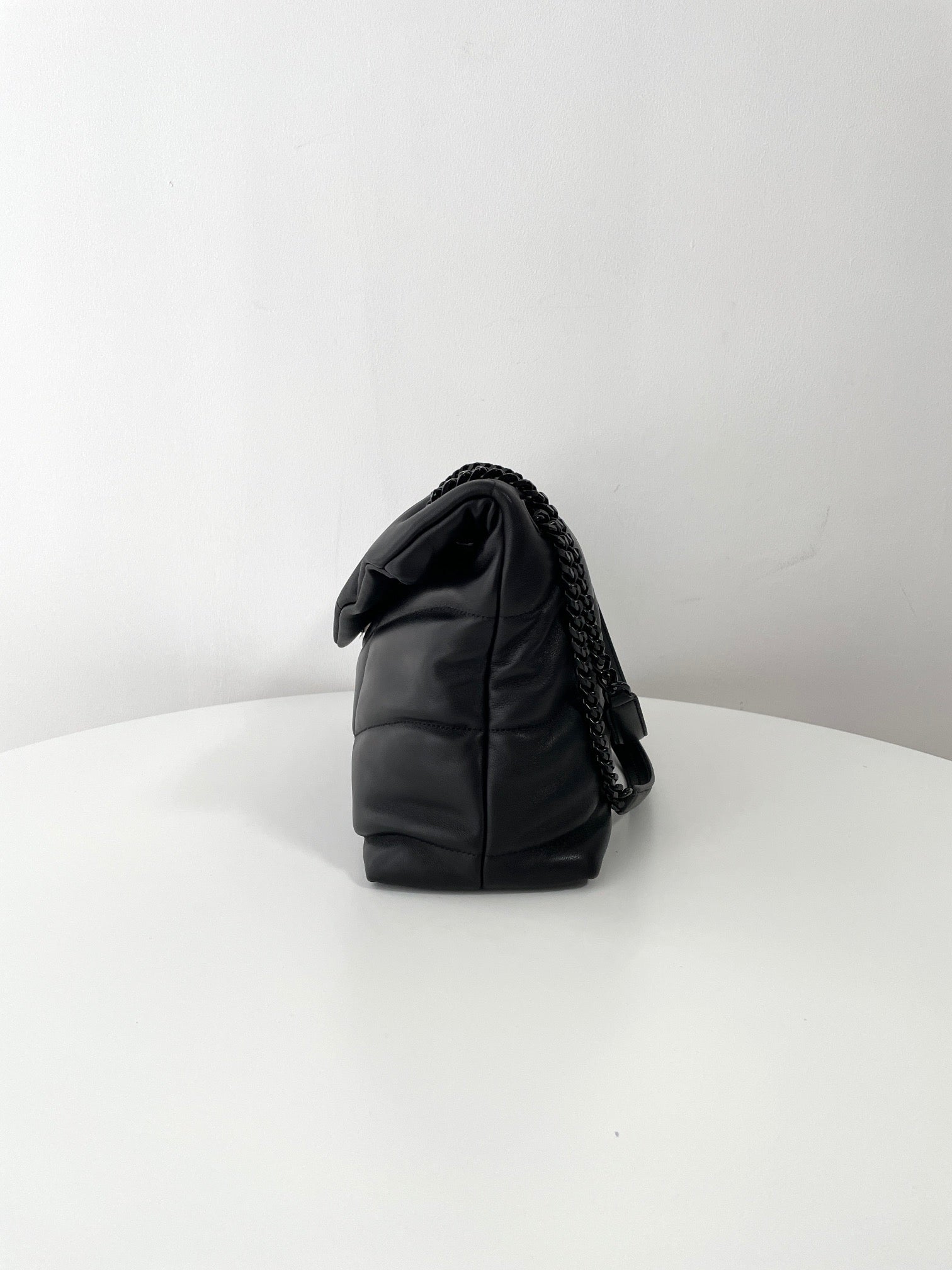 생로랑 루루 푸퍼백 미디움(흑장)