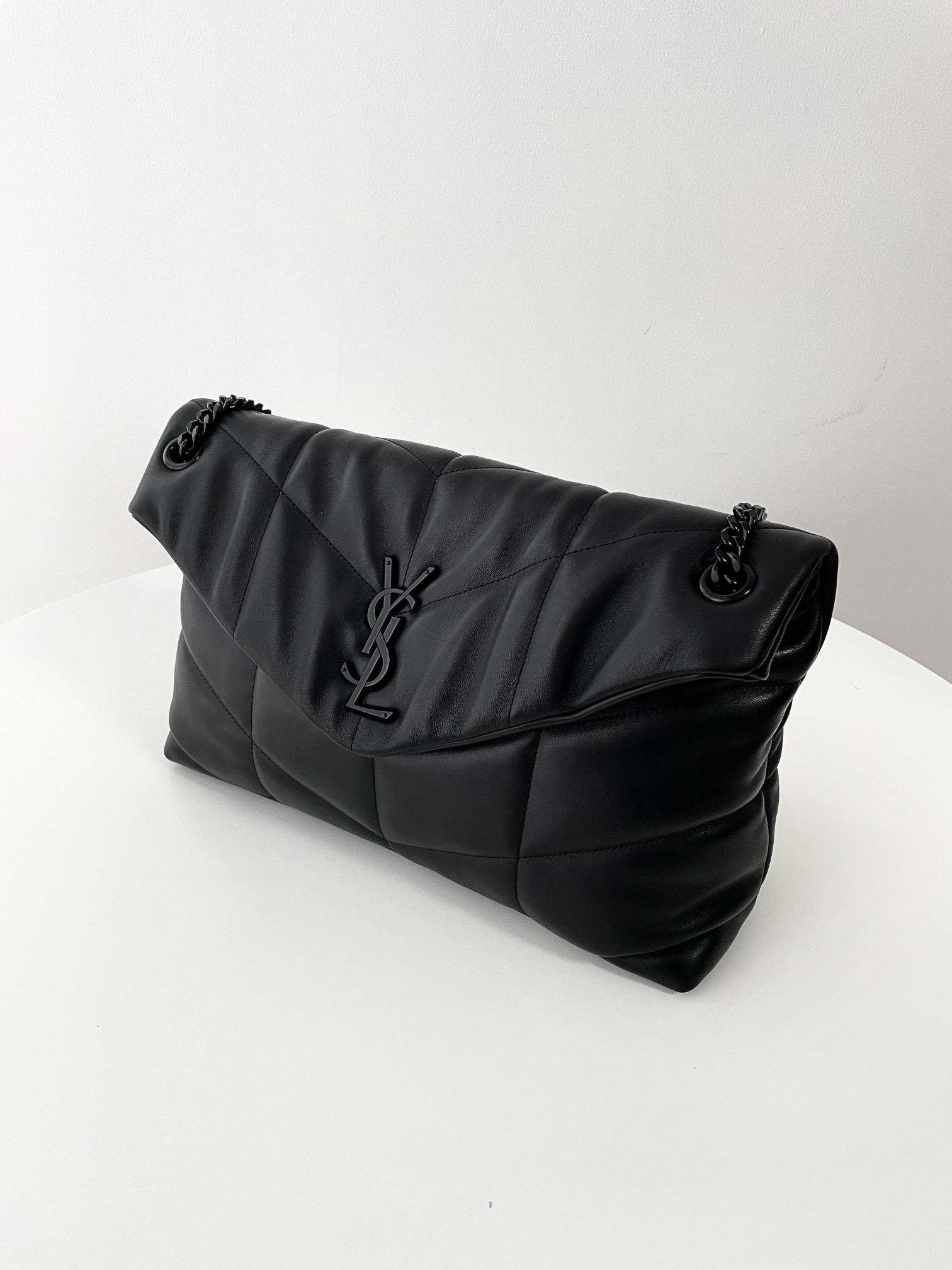 생로랑 루루 푸퍼백 미디움(흑장)