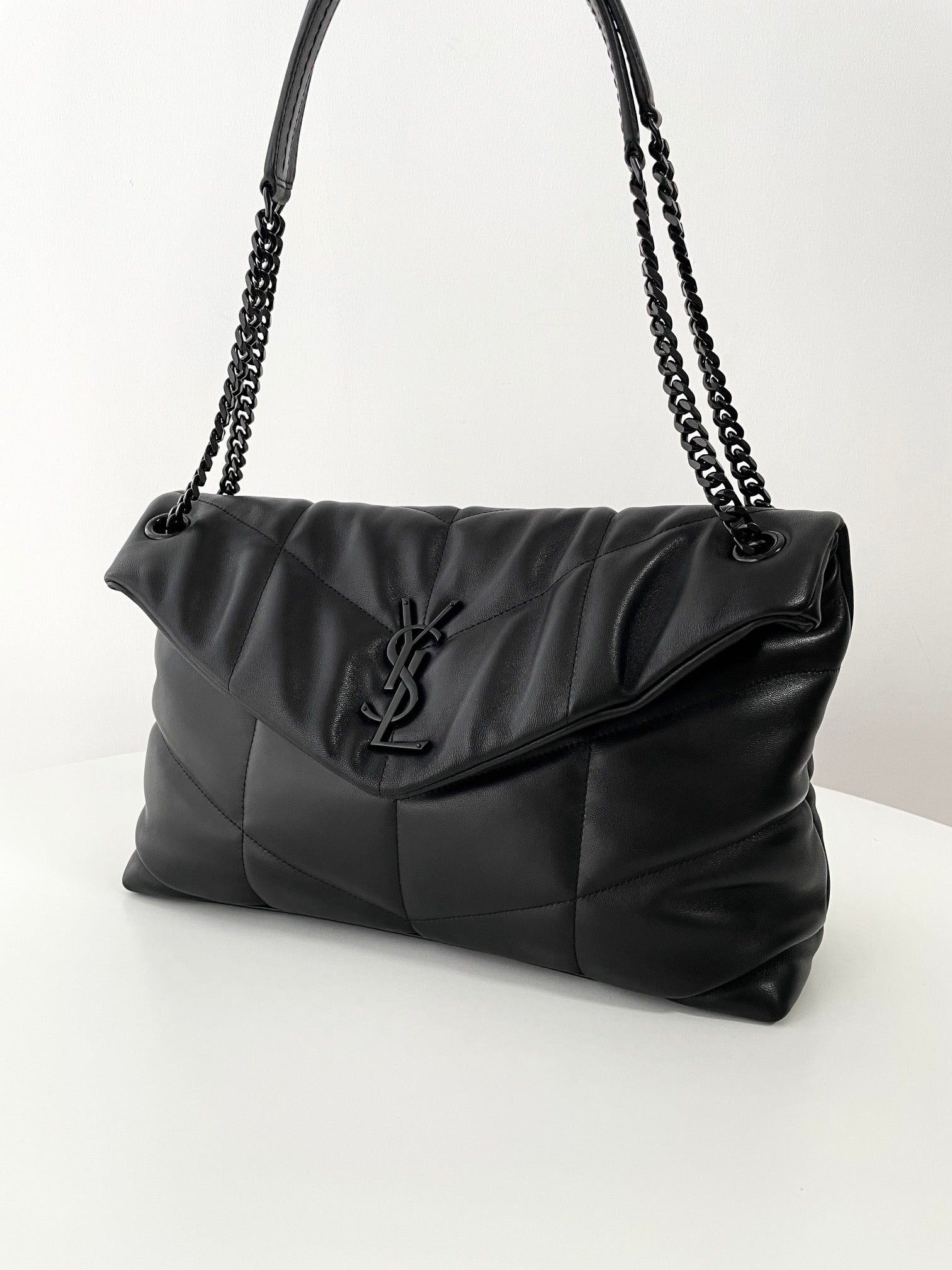 생로랑 루루 푸퍼백 미디움(흑장)