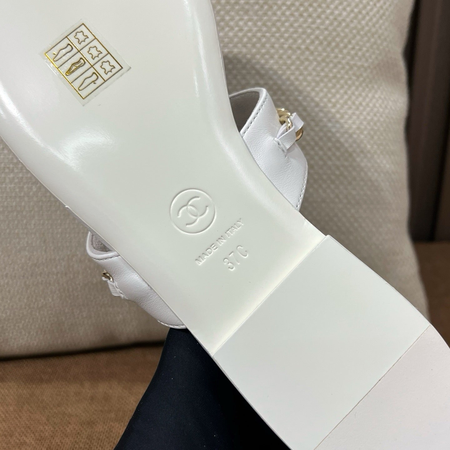 샤넬 턴락 쪼리 슬리퍼