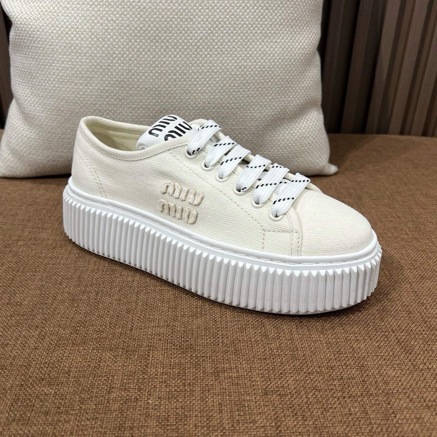 미우미우 데님 스니커즈