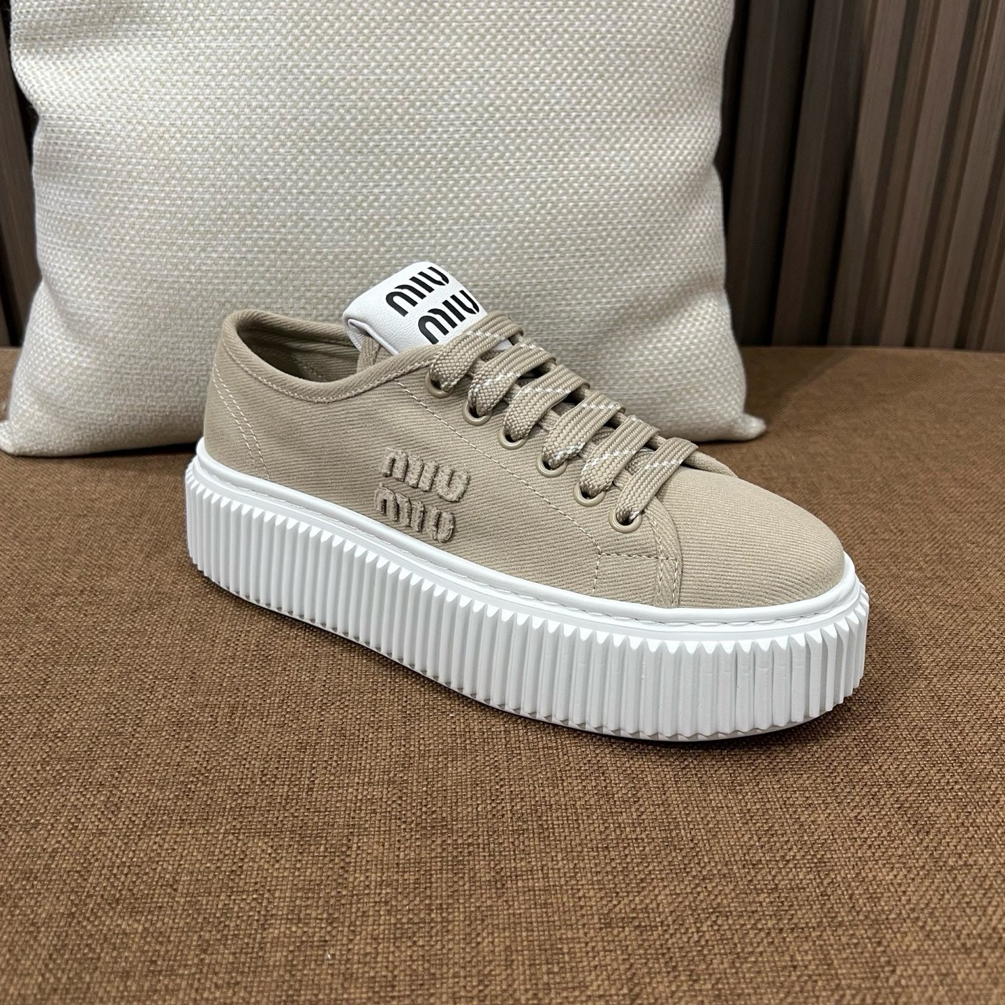 미우미우 데님 스니커즈