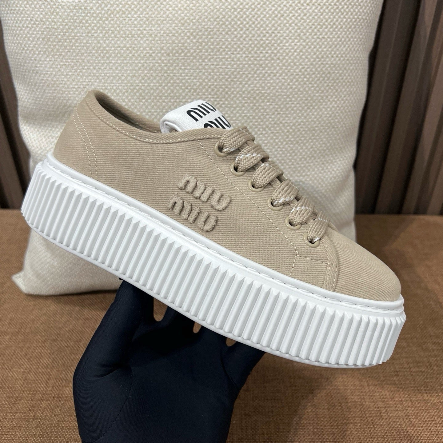 미우미우 데님 스니커즈