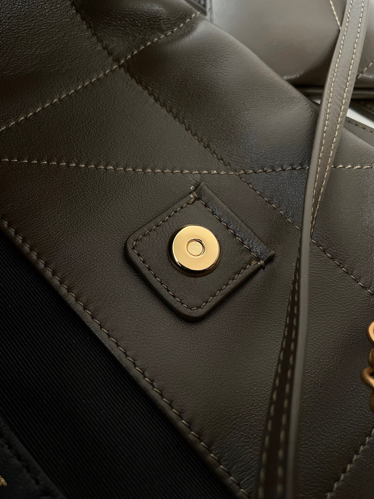 생로랑 제이미 4.3 포숑 램스킨