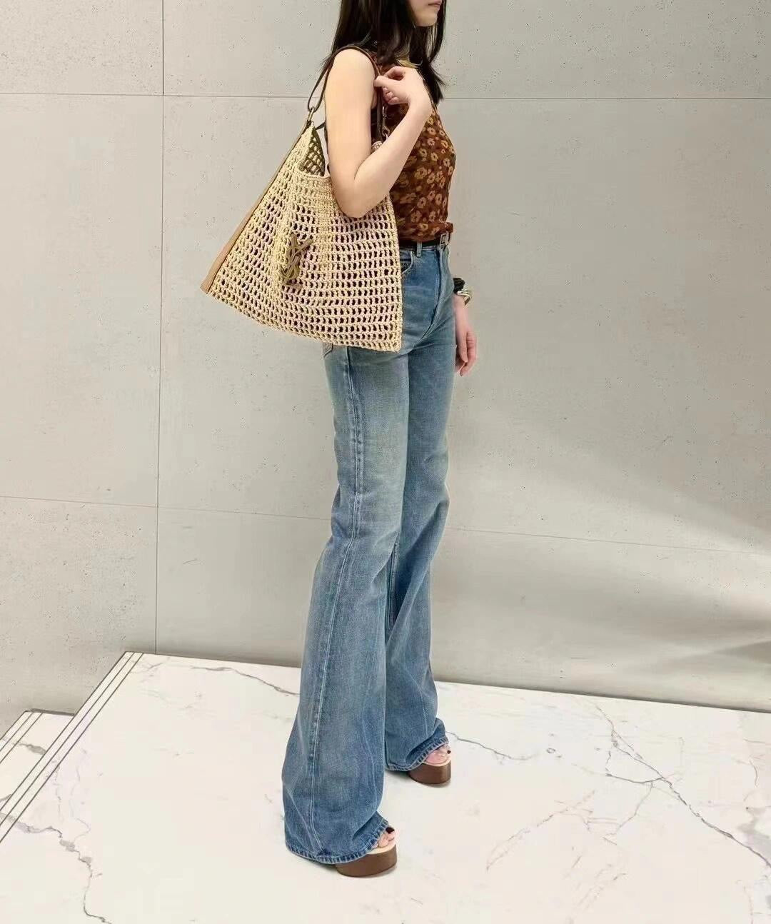 생로랑 옥살리스 라피아 마크라메 숄더 백