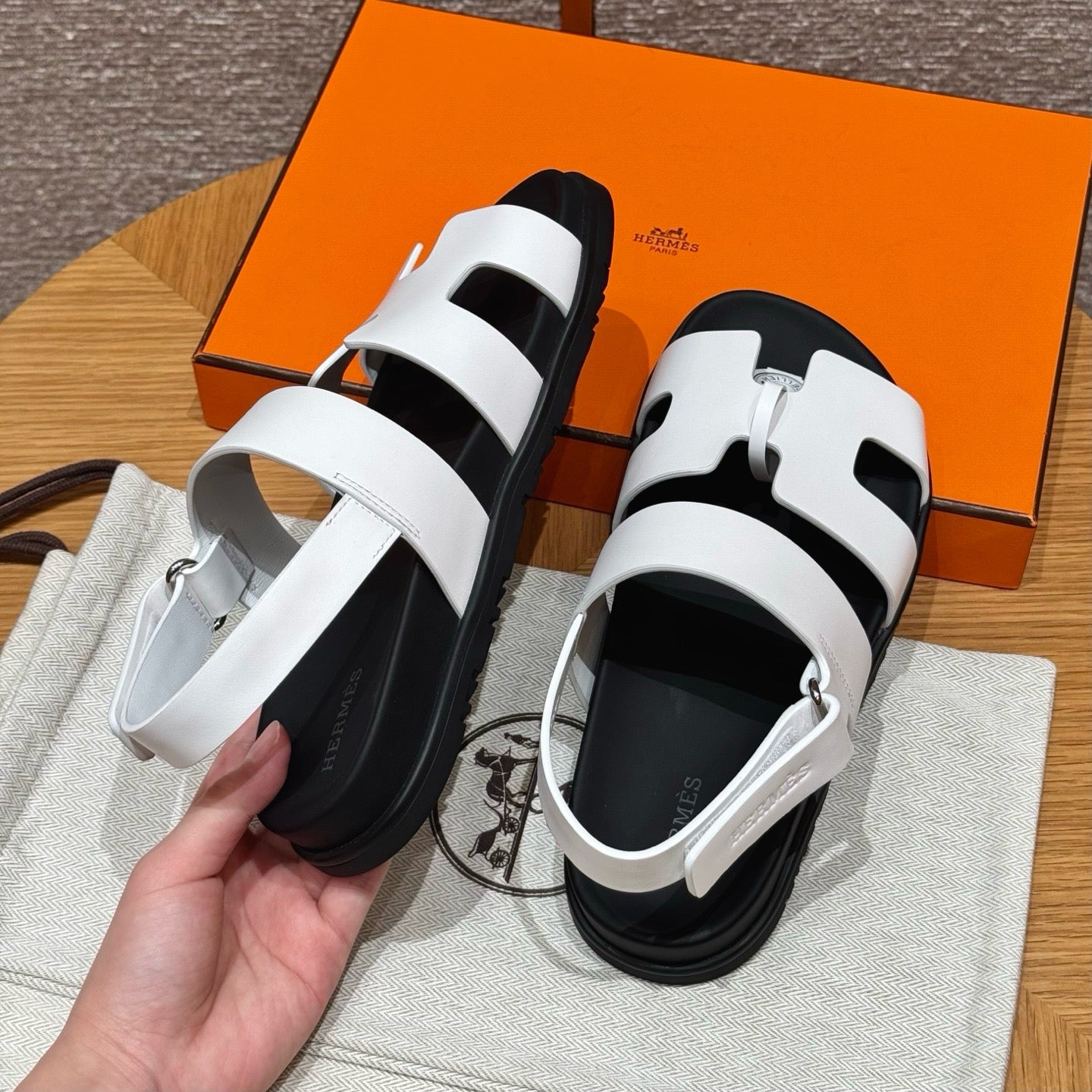 에르메스 Genius 지니어스 샌들 스위프트