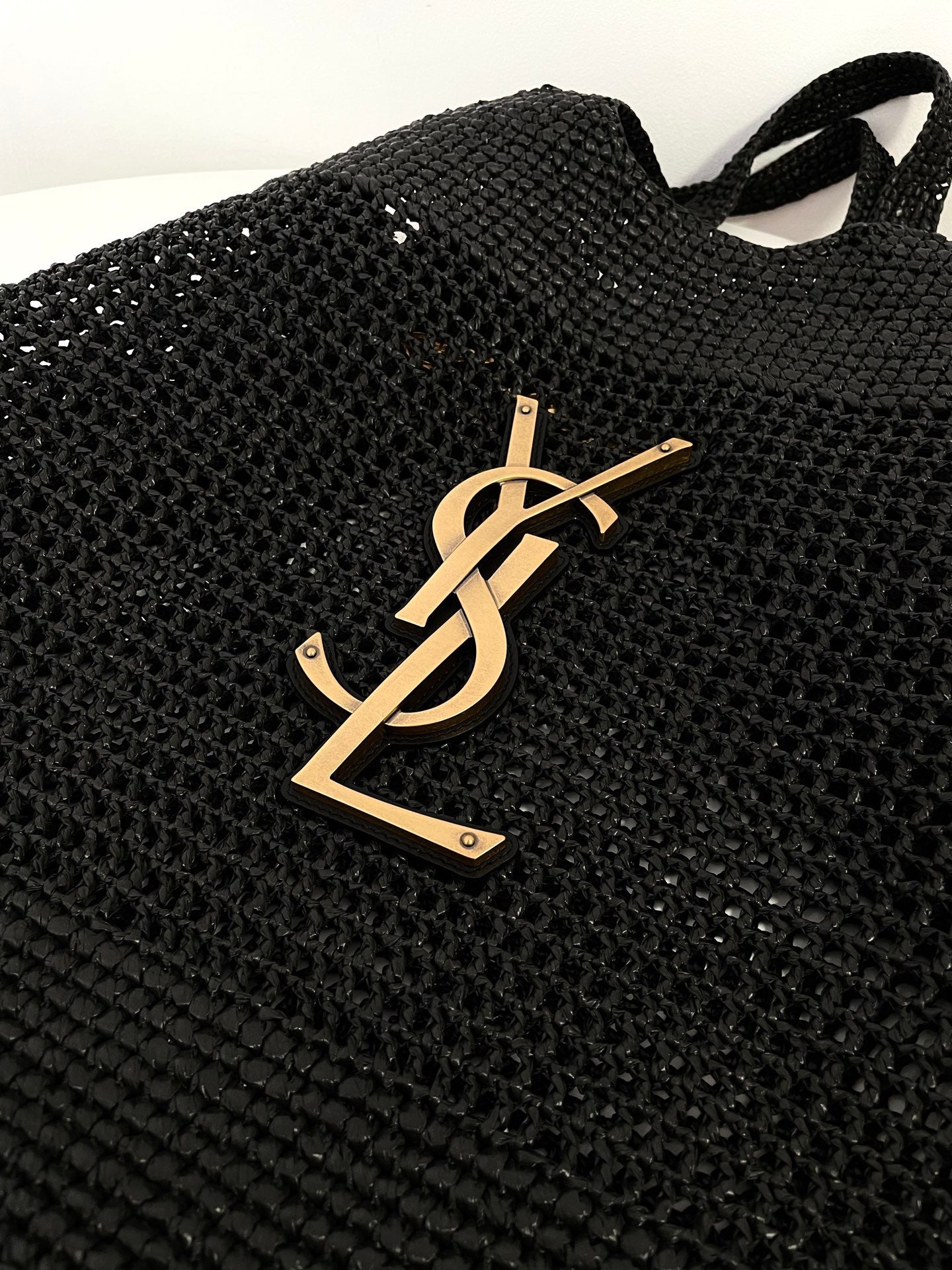 생로랑 이카레 라피아 백