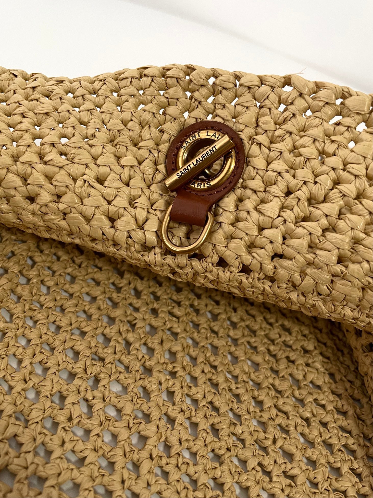 생로랑 이카레 라피아 백