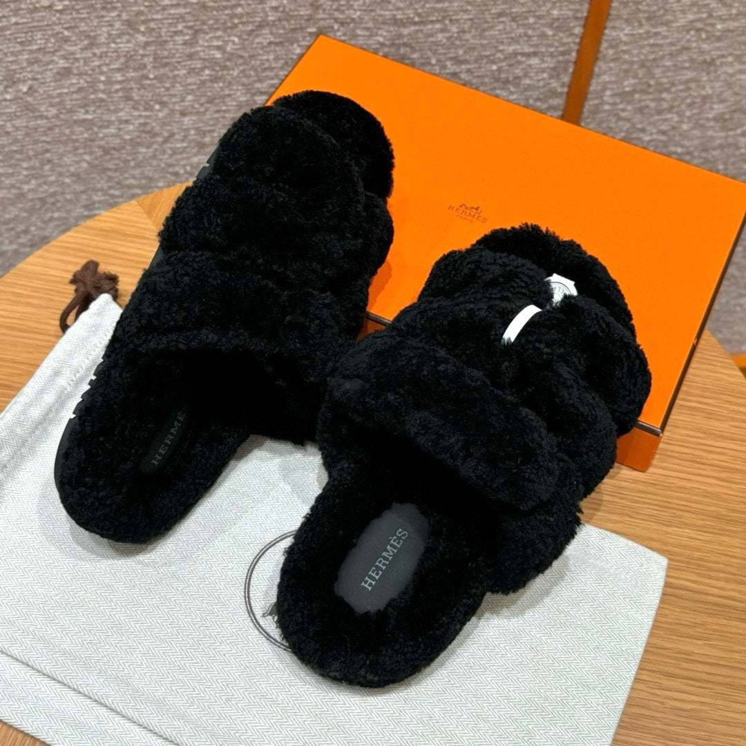 에르메스 CHYPRE 시프레 샌들 시어링