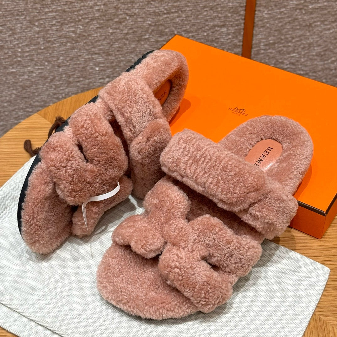 에르메스 CHYPRE 시프레 샌들 시어링