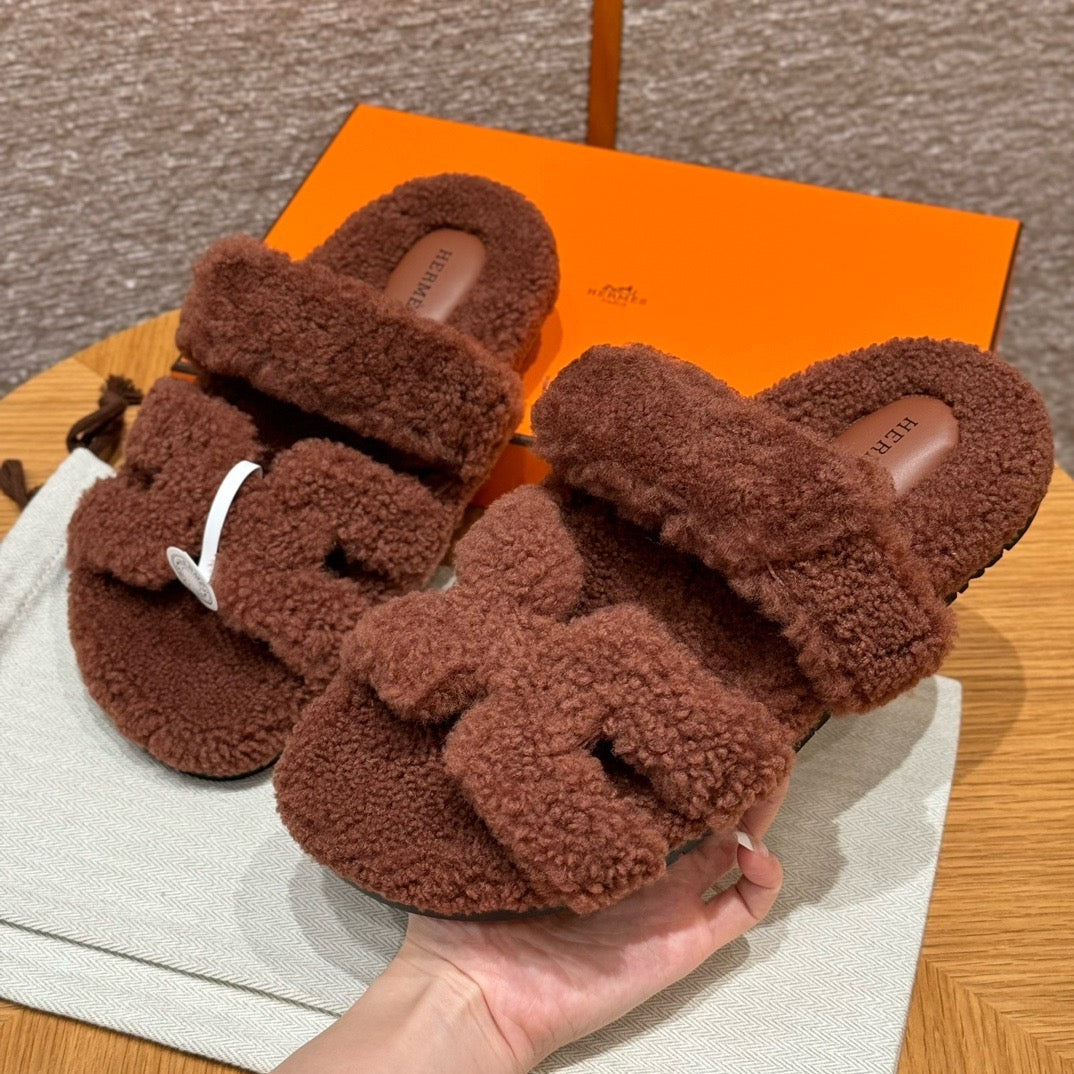 에르메스 CHYPRE 시프레 샌들 시어링