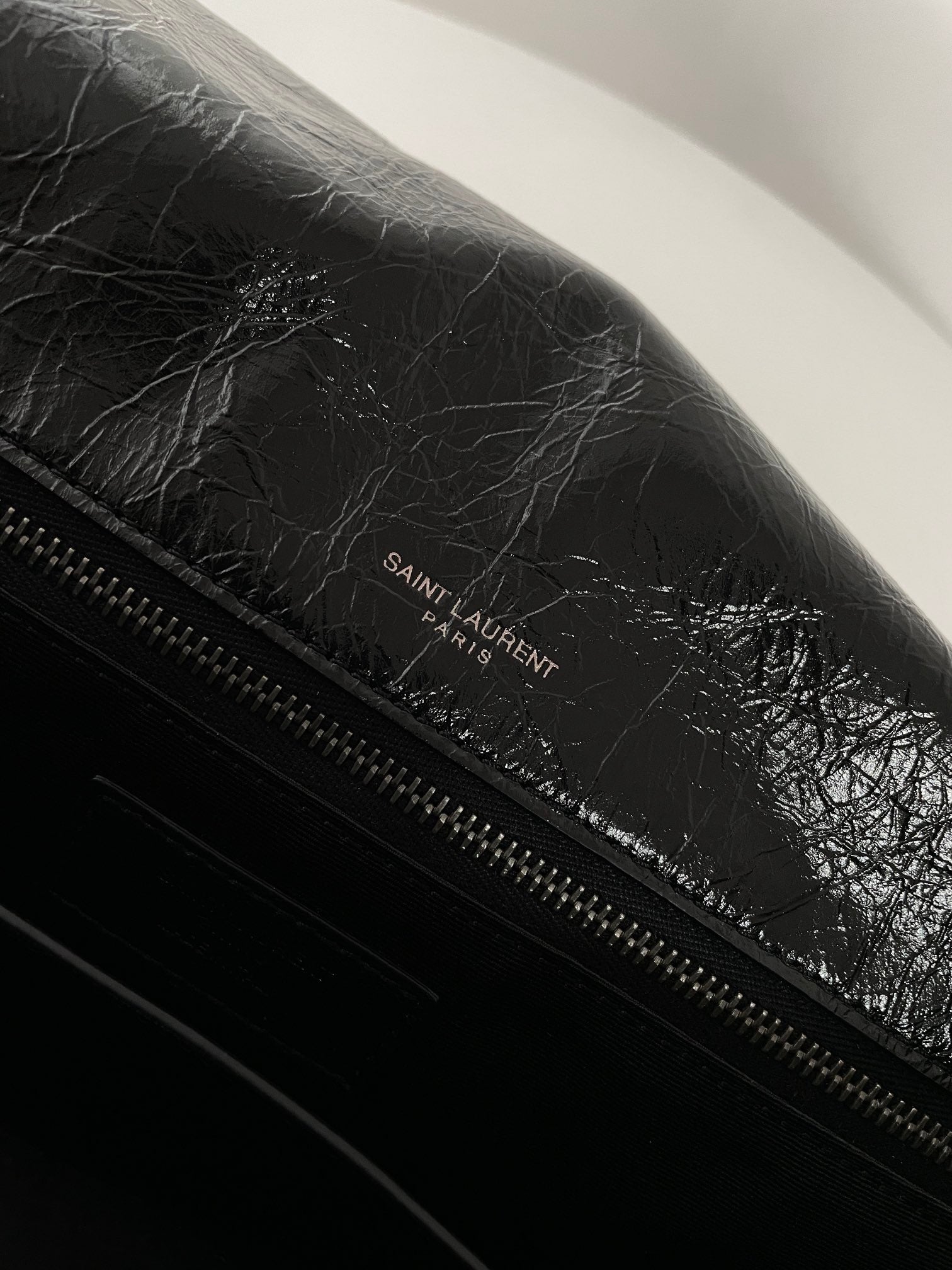 생로랑 니키백 라지 빈티지 레더