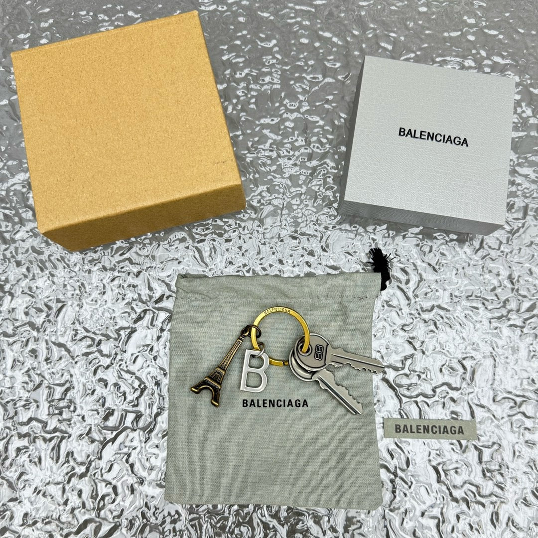 발렌시아가 르 시티 에펠 키링