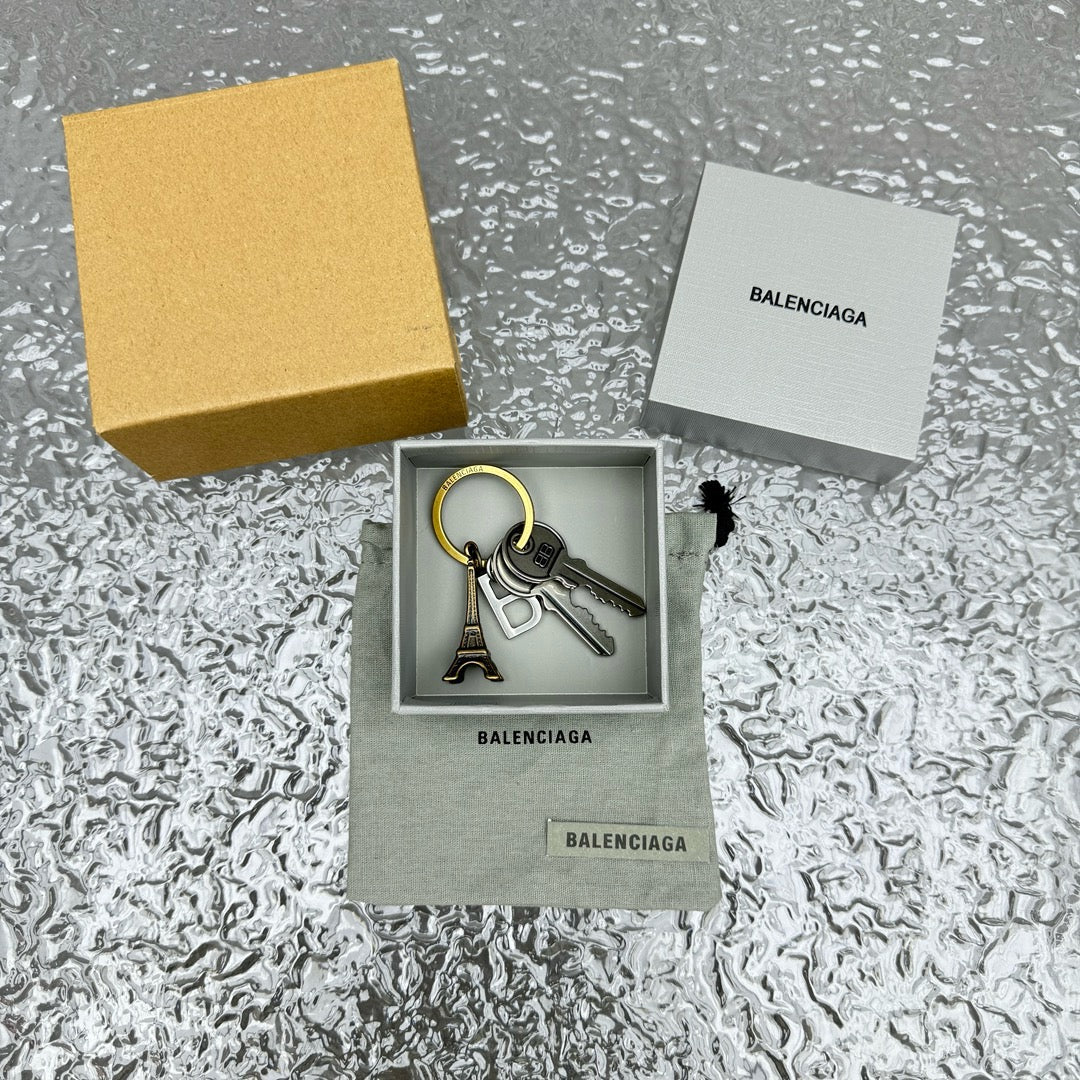 발렌시아가 르 시티 에펠 키링