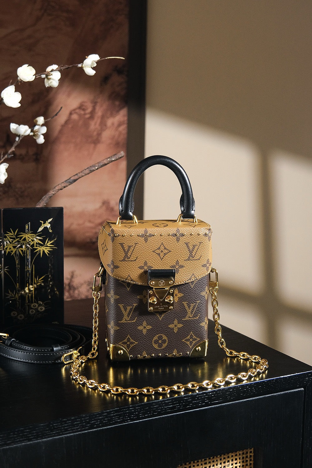 루이비통 카메라 박스 크로스백