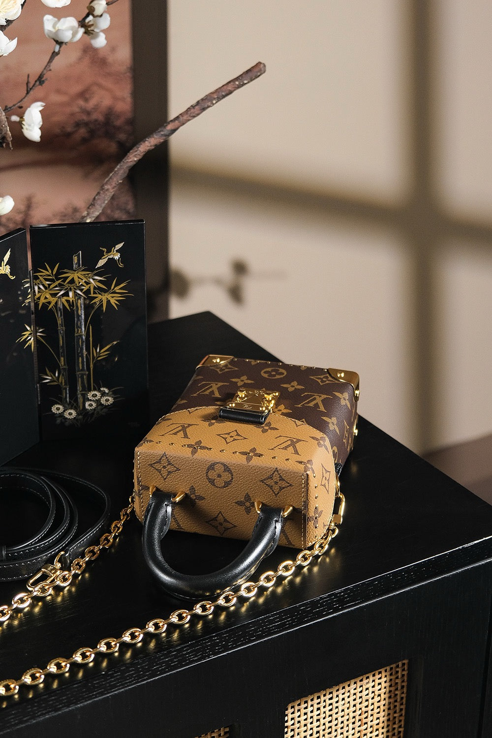 루이비통 카메라 박스 크로스백